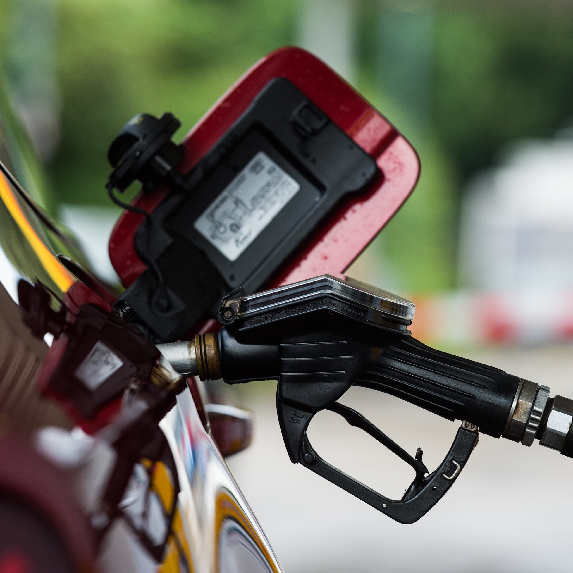 Die CO2-Abgabe in Österreich werde, laut EcoAustria, zu 30 Prozent durch den Tanktourismus finanziert.