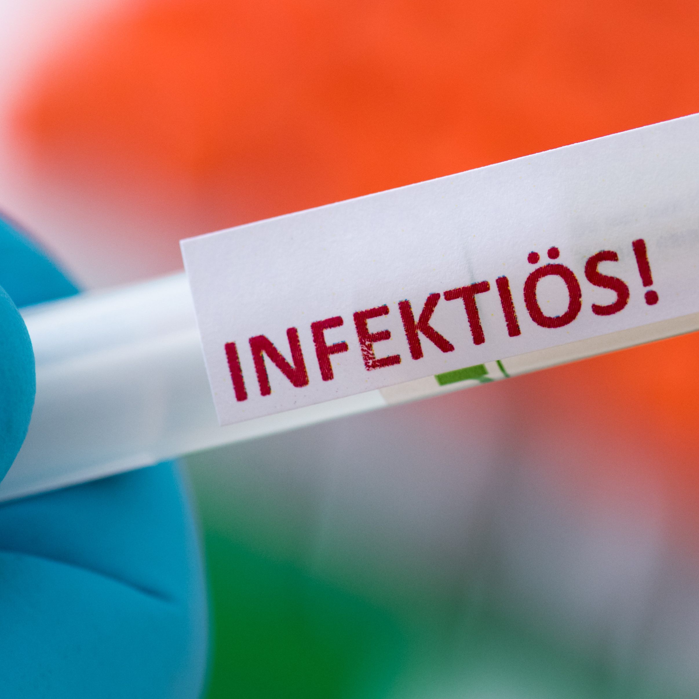 Sprunghafter Anstieg bei Neuinfektionen