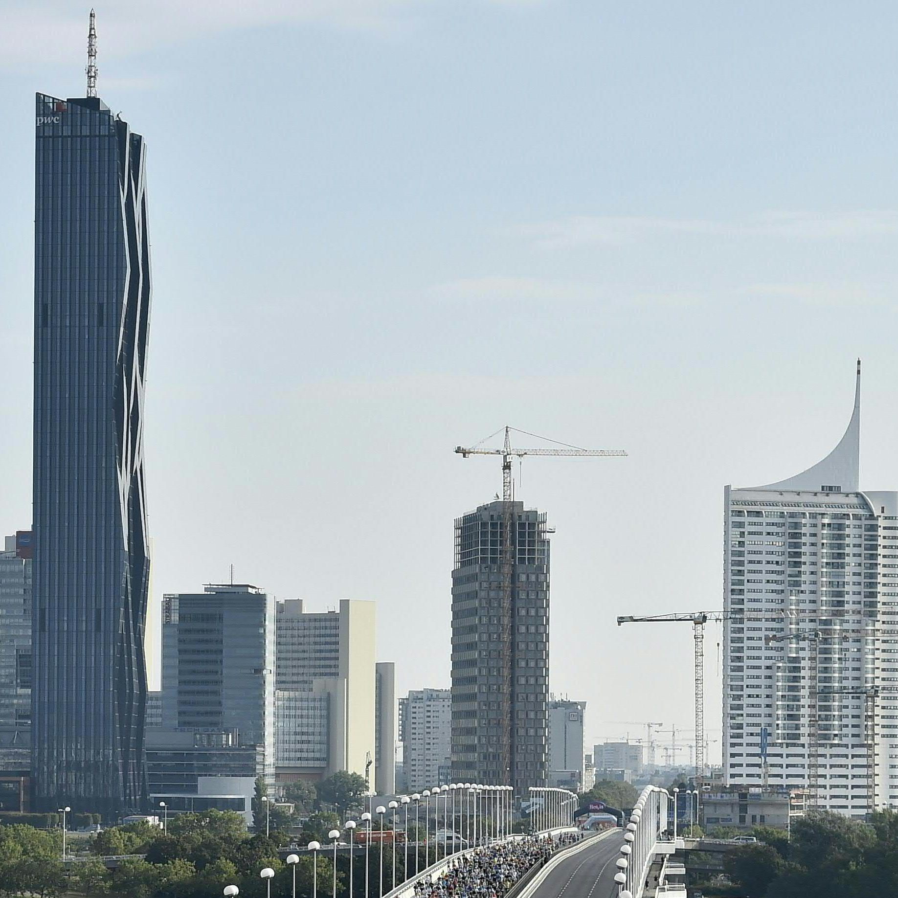 In Wien gibt es ein Überangebot an teuren Wohntürmen.