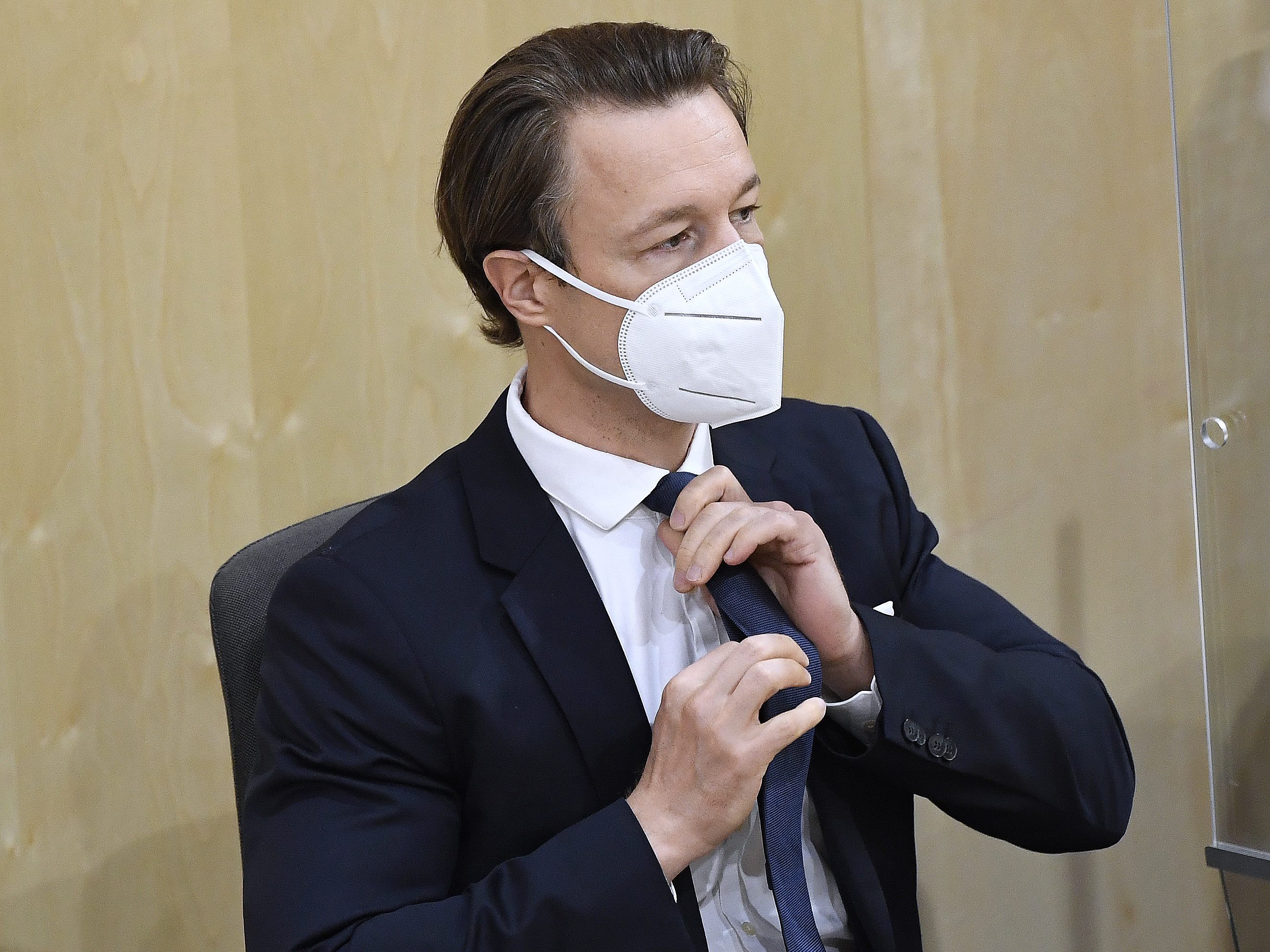 LIVE-Stream: Blümels zweite Budgetrede mit Steuerreform und CO2-Preis.