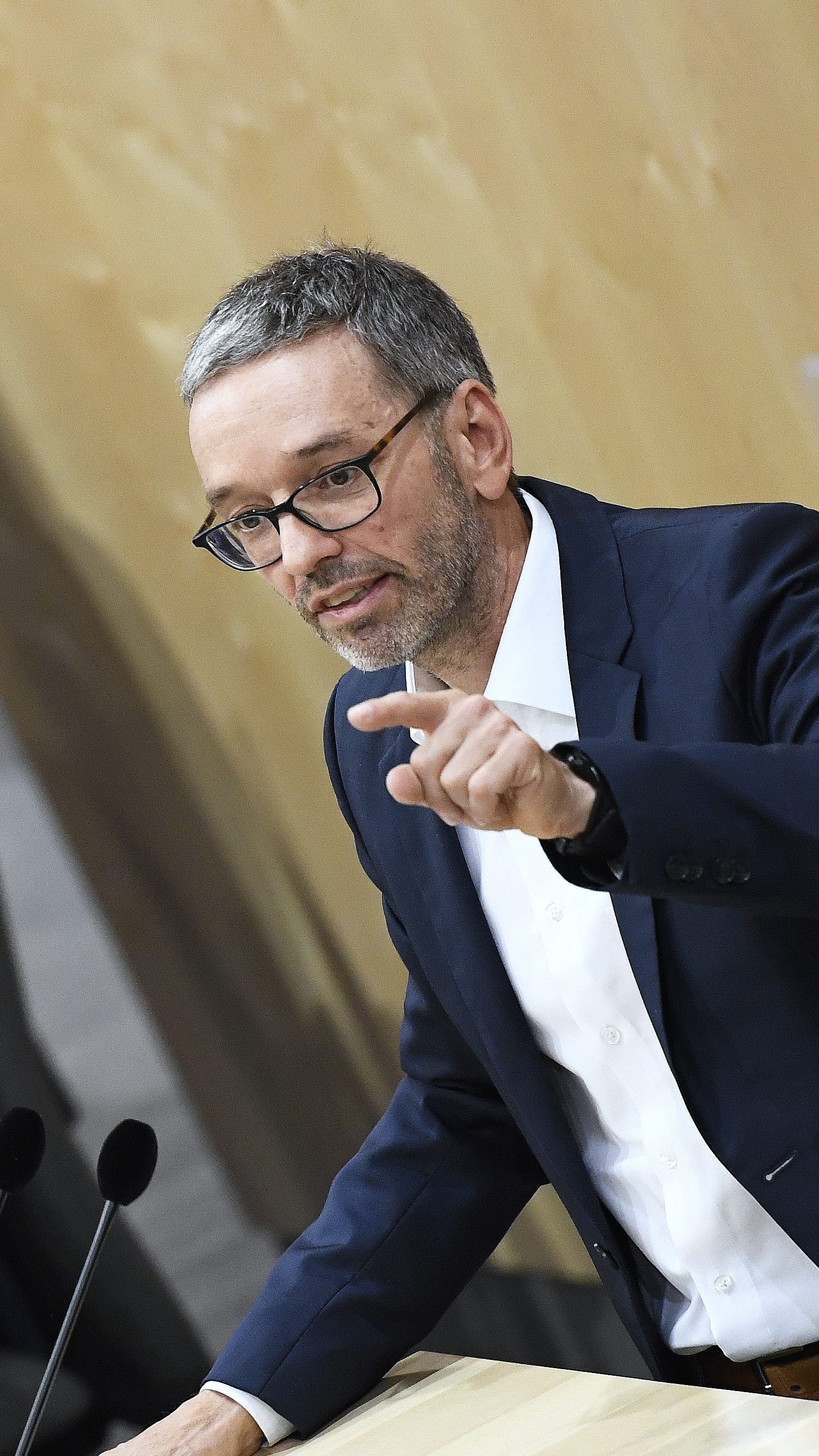 Die Steuerreform ist in den Augen der FPÖ "eine reine Mogelpackung zulasten der Bevölkerung".