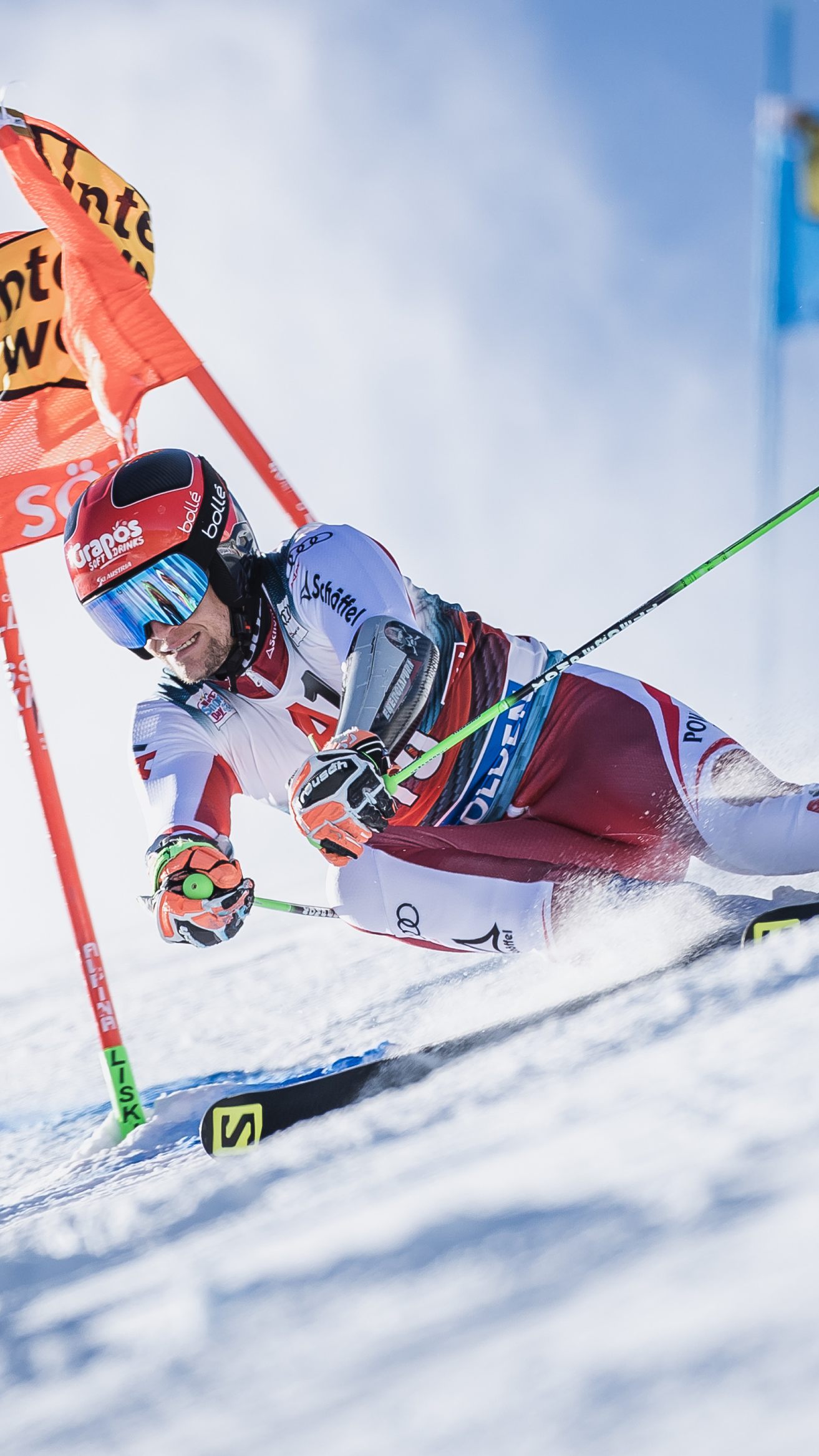 Leitinger unterliegt Odermatt in Sölden.