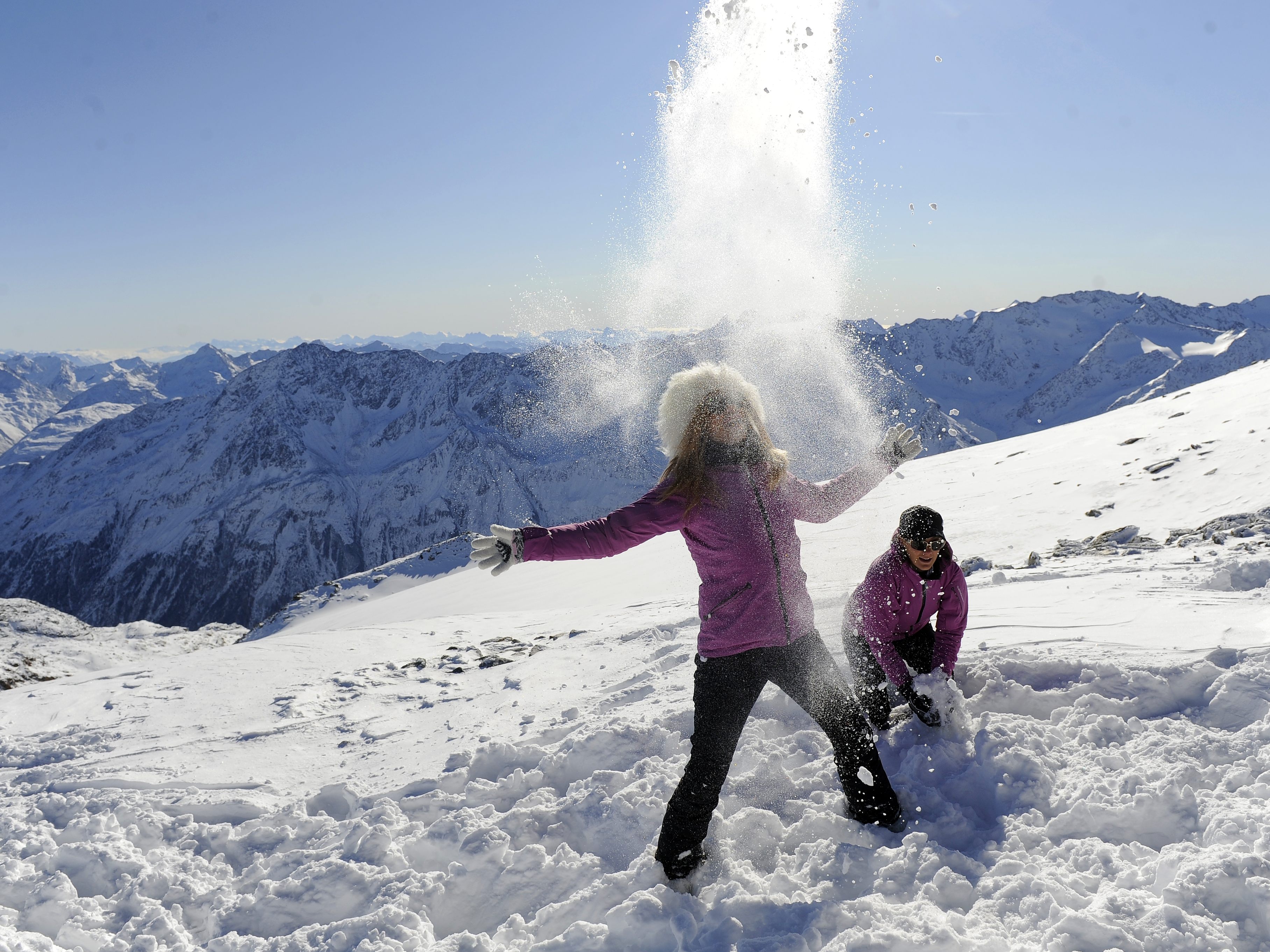 Haben Sie ihren Skiurlaub bereits gebucht? Haben Sie ihren Skiurlaub bereits gebucht?