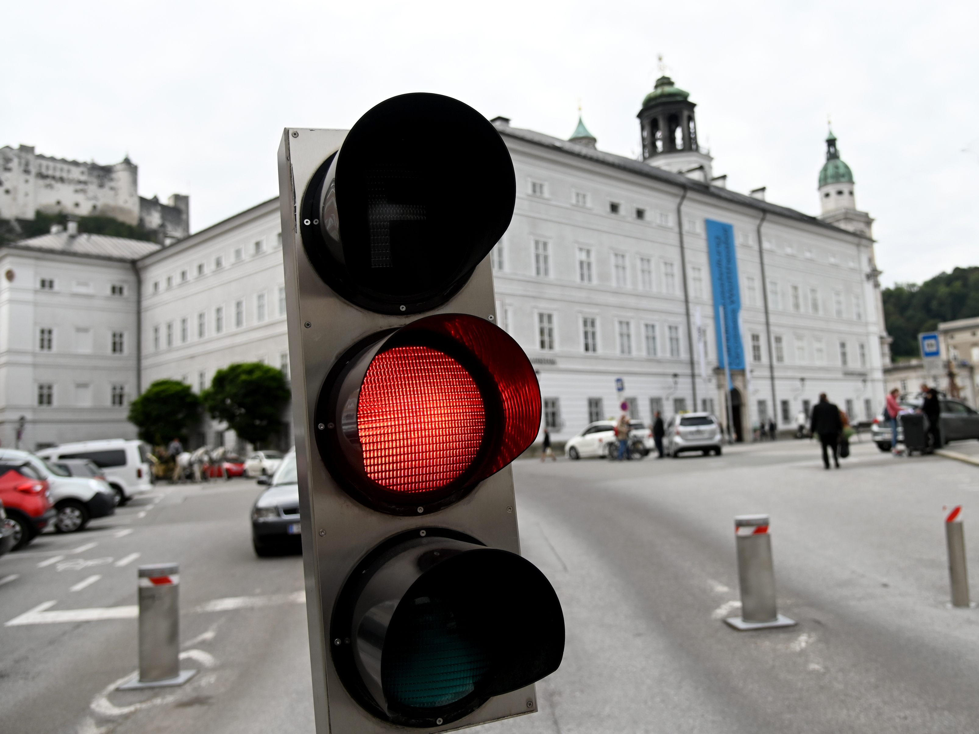 Die Corona-Ampel soll nicht bleiben - zumindest wenn es nach Hoteliers in Salzburg geht.