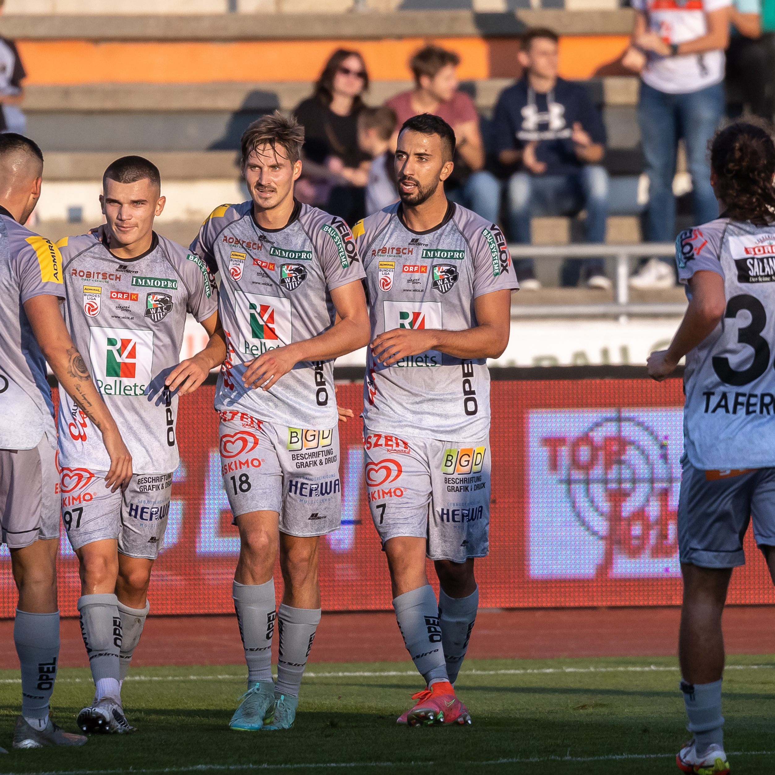 LIVE-Ticker zum Spiel WAC gegen Austria Klagenfurt ab 17 Uhr.