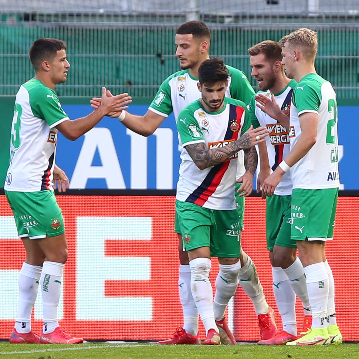 Hier sehen Sie das EL-Match Rapid Wien gegen Dinamo Zagreb live.