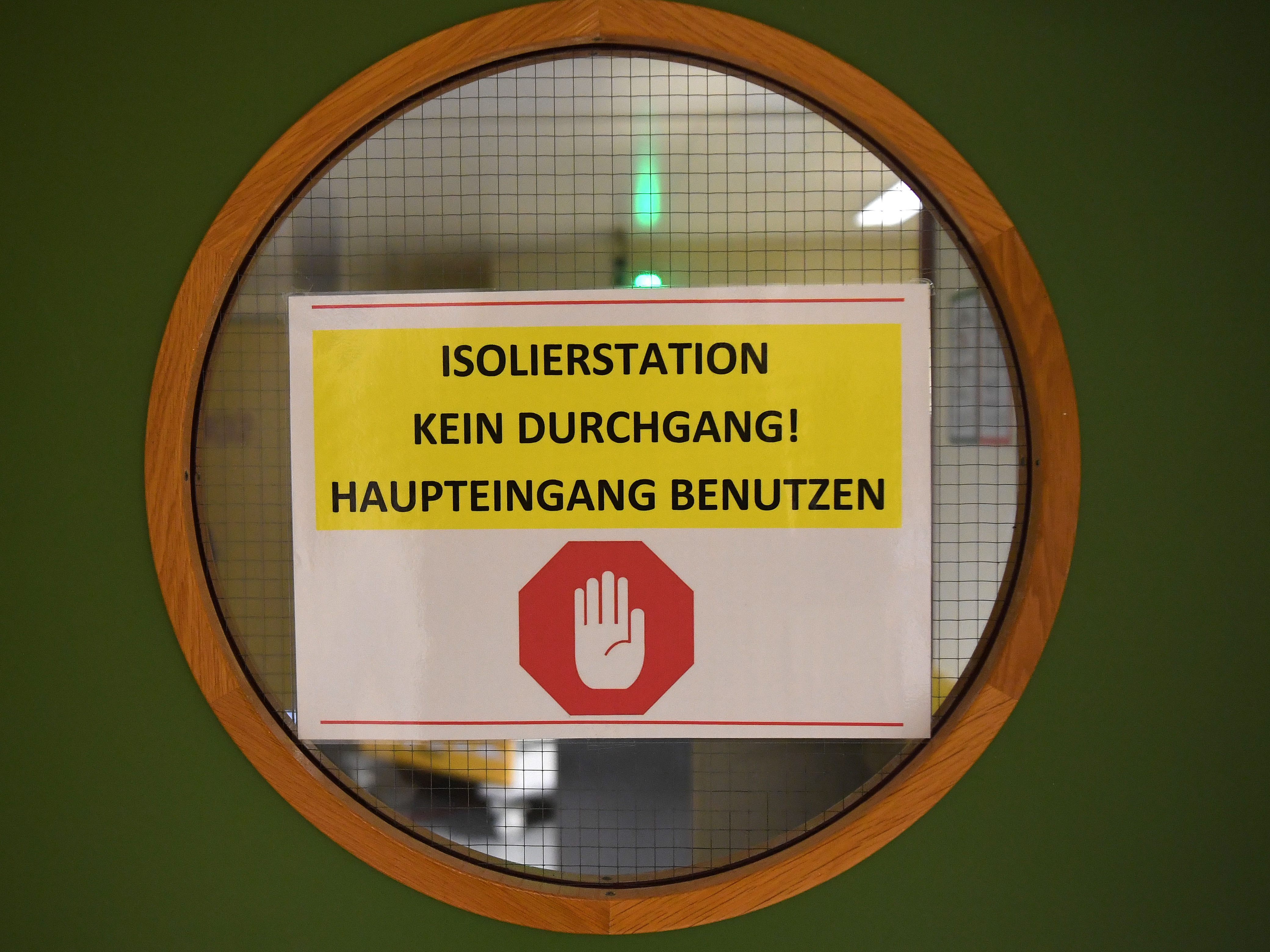 Oberösterreich stockt Spitalskapazitäten für Covid-Fälle auf. Oberösterreich stockt Spitalskapazitäten für Covid-Fälle auf.