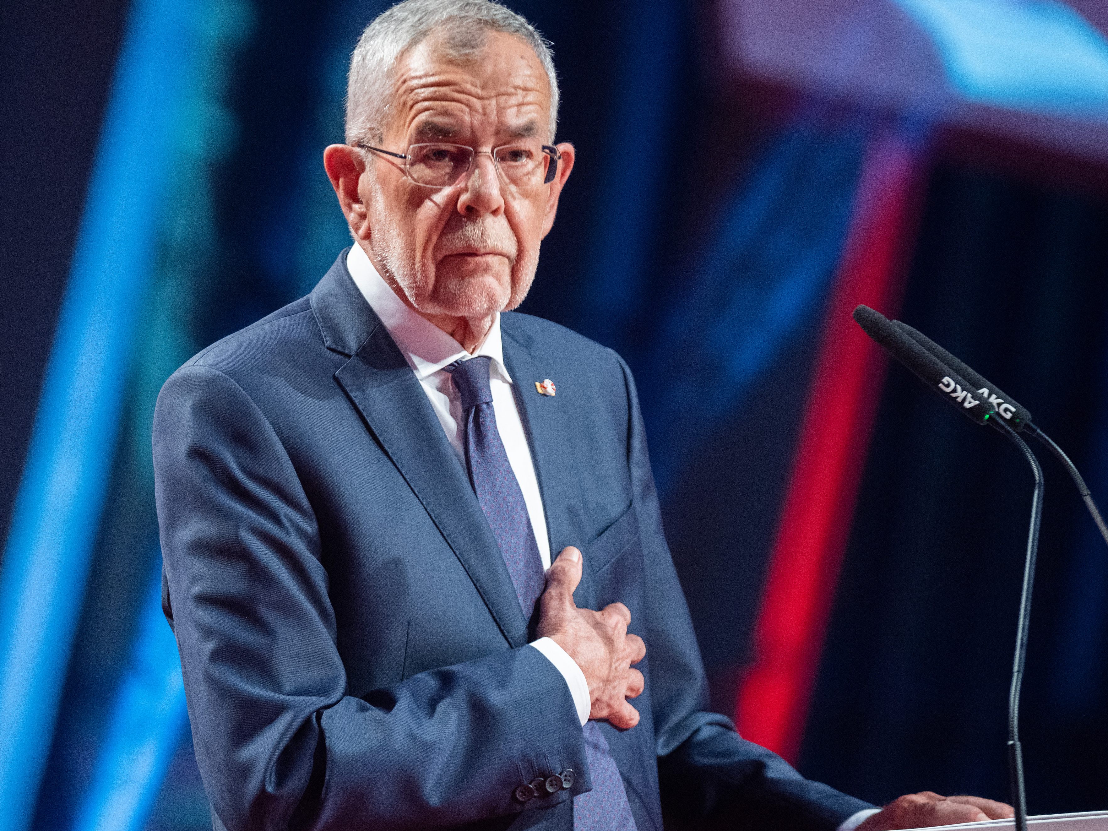 Der Bundespräsident gibt heute ein Statement zur aktuellen Situation. Der Bundespräsident gibt heute ein Statement zur aktuellen Situation.