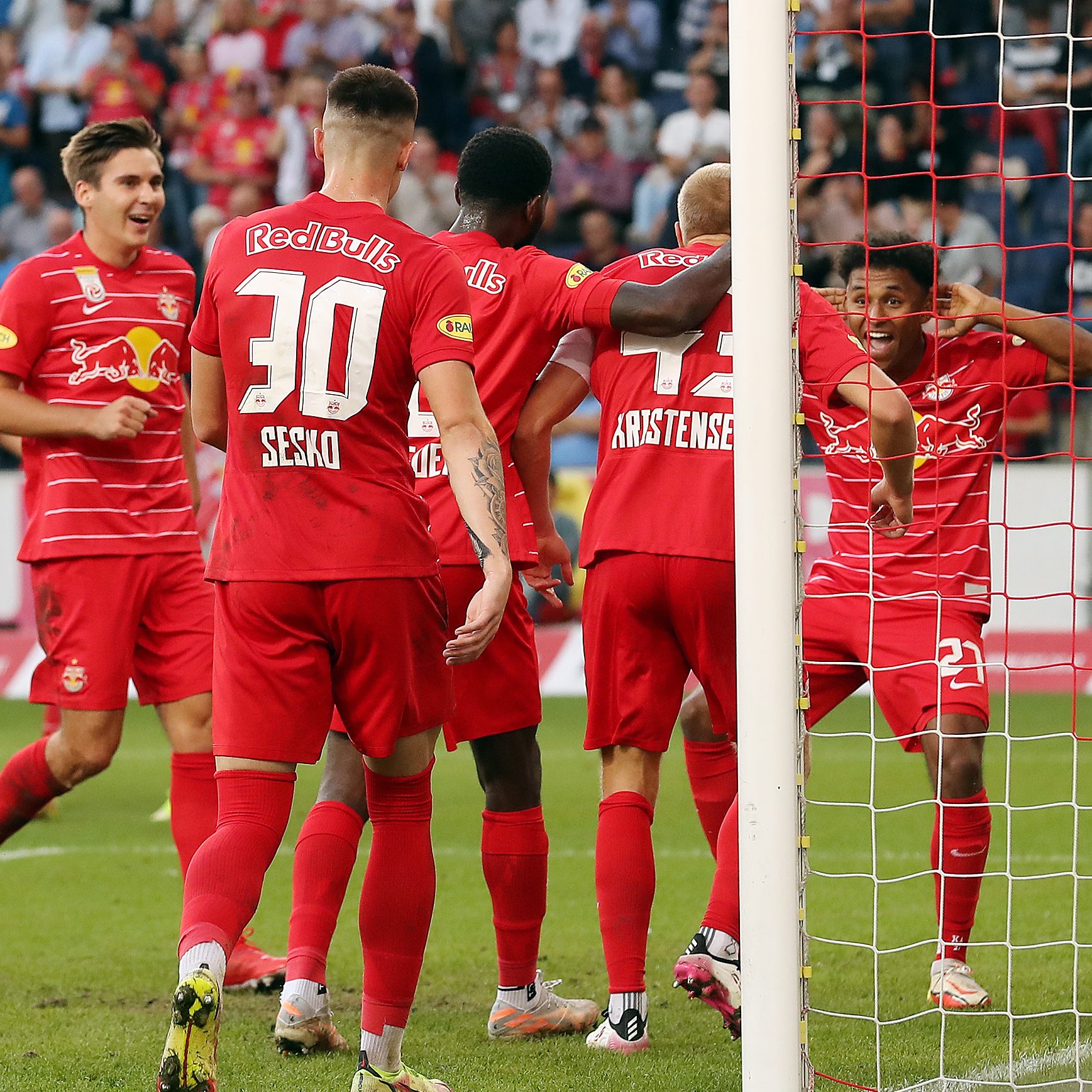 Lieferings Jungstürmer Simic nach Sesko-Ausfall erstmals im Profikade