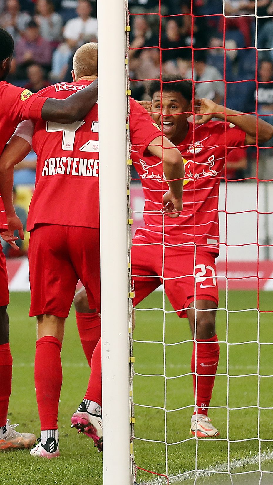 Lieferings Jungstürmer Simic nach Sesko-Ausfall erstmals im Profikade