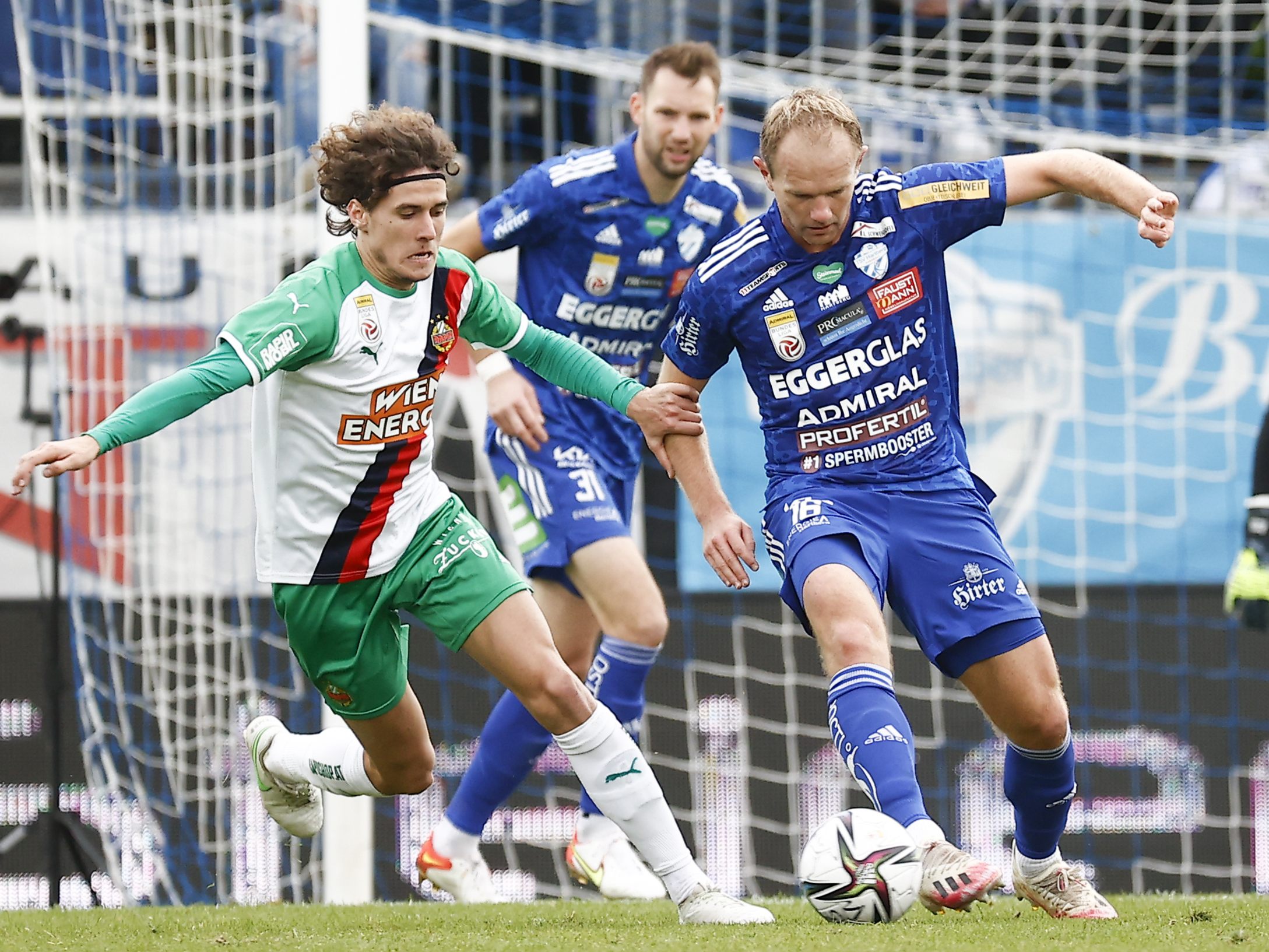 Rapid verspielte im Finish den Sieg gegen Hartberg. Rapid verspielte im Finish den Sieg gegen Hartberg.