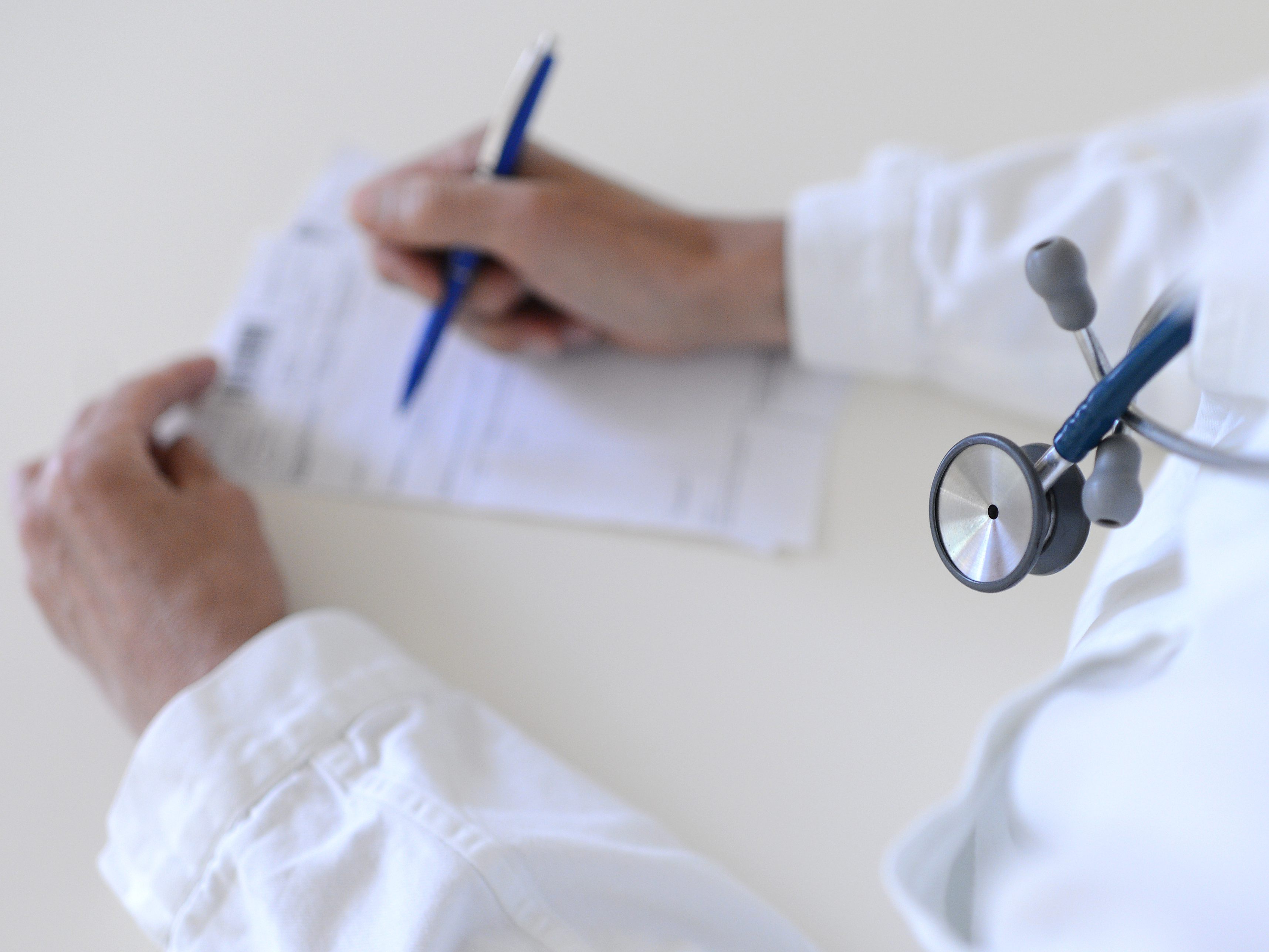 Panne bei E-Medikation - Falsche Angaben auf Rezepten. Panne bei E-Medikation - Falsche Angaben auf Rezepten.