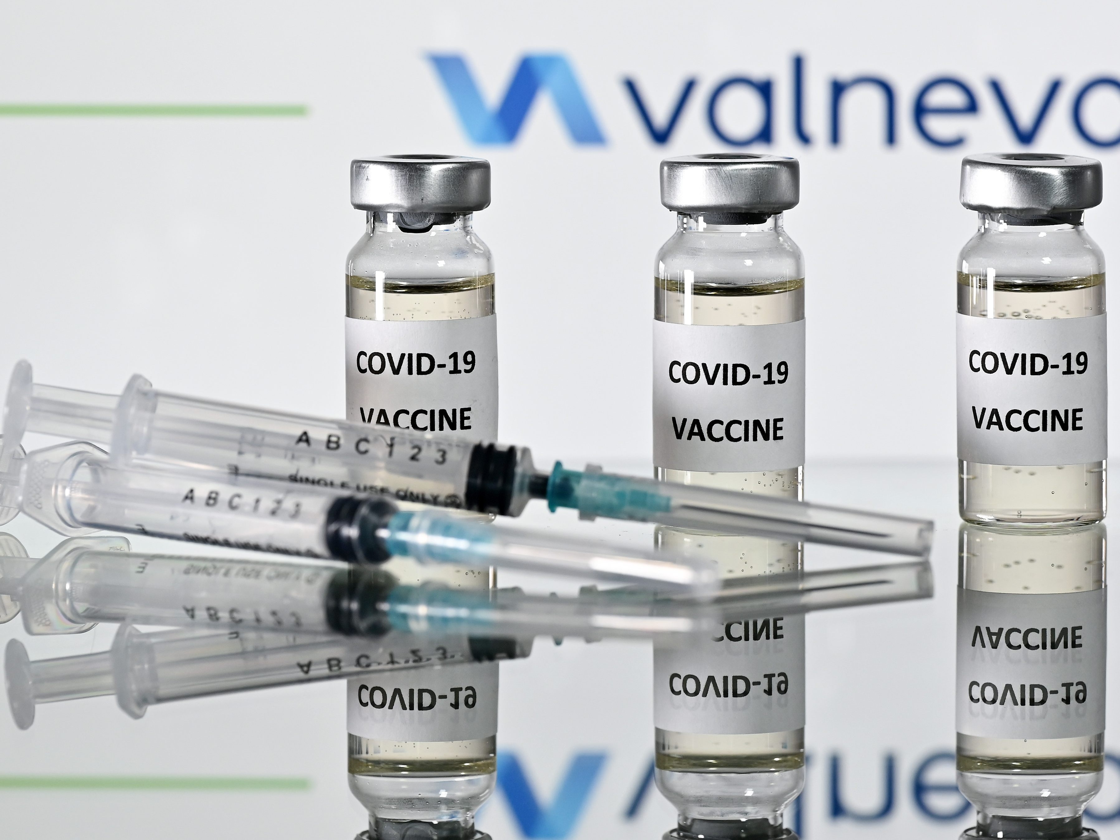 Corona-Impfstoff: Valneva sieht ermutigende Phase-III-Studienergebnisse. Corona-Impfstoff: Valneva sieht ermutigende Phase-III-Studienergebnisse.