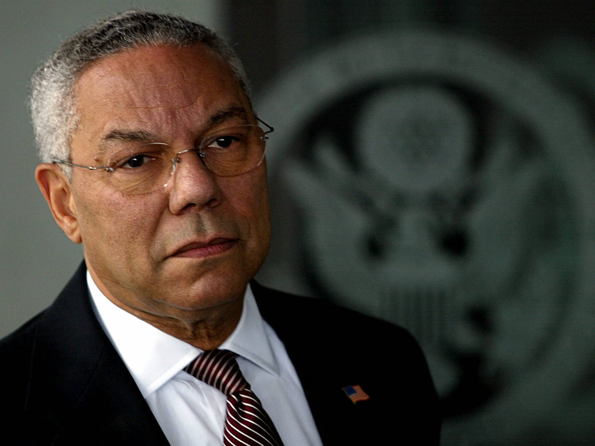 Ex-US-Außenminister Colin Powell starb am Montag im Alter von 84 Jahren an den Folgen einer Covid-19-Erkrankung. Ex-US-Außenminister Colin Powell starb am Montag im Alter von 84 Jahren an den Folgen einer Covid-19-Erkrankung.