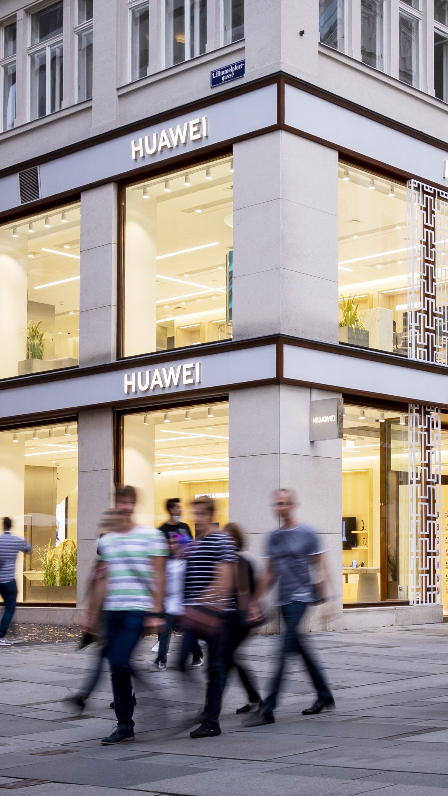 Der Huawei Flagship Store auf der Kärntner Straße.