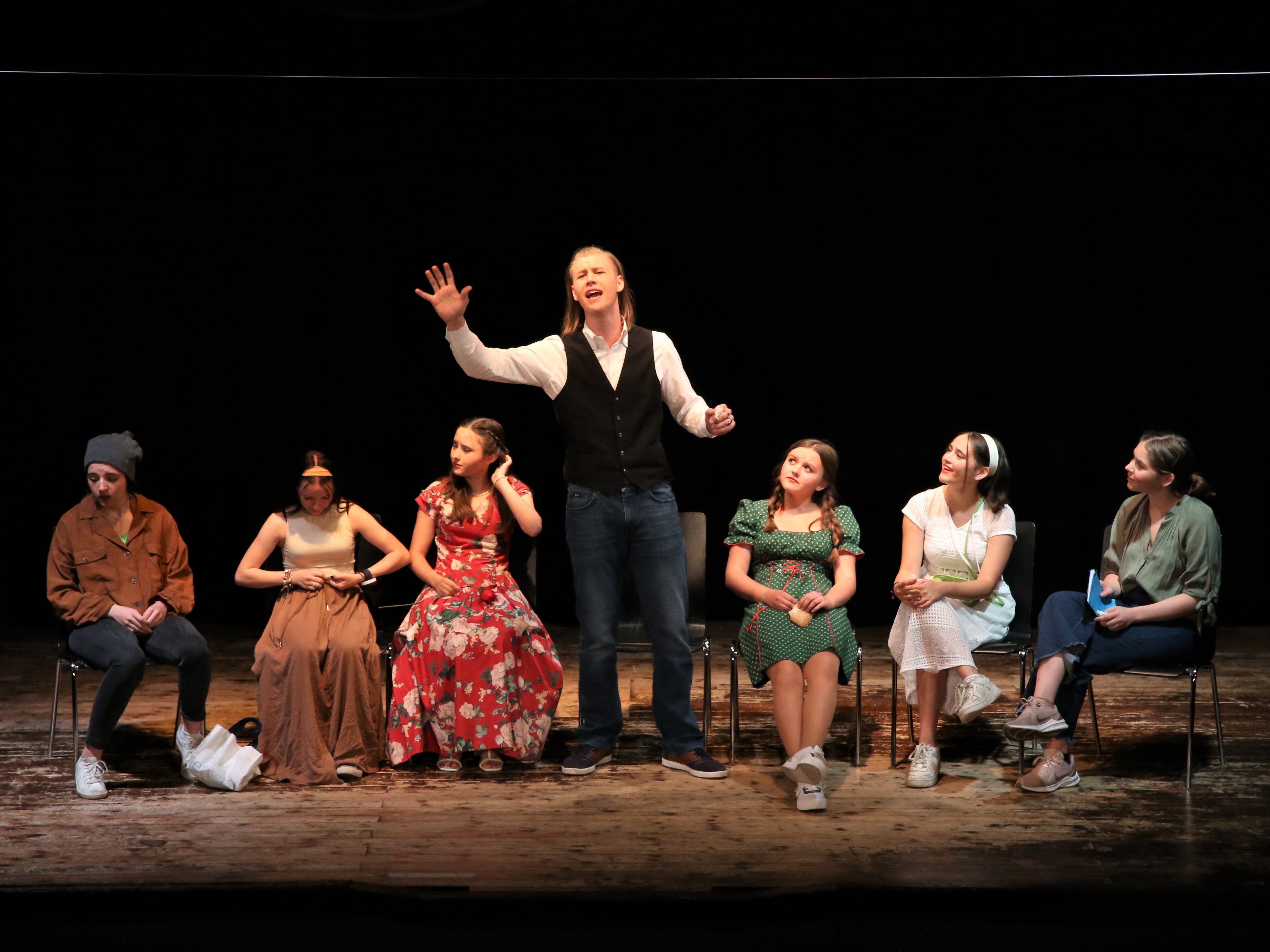 Therapiestunde der Märchenfiguren. Therapiestunde der Märchenfiguren.