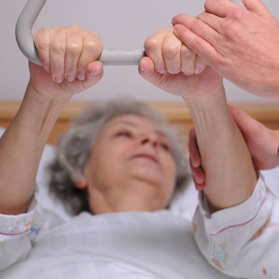 In einem Vorarlberger Pflegeheim wurde ein Corona-Cluster entdeckt.