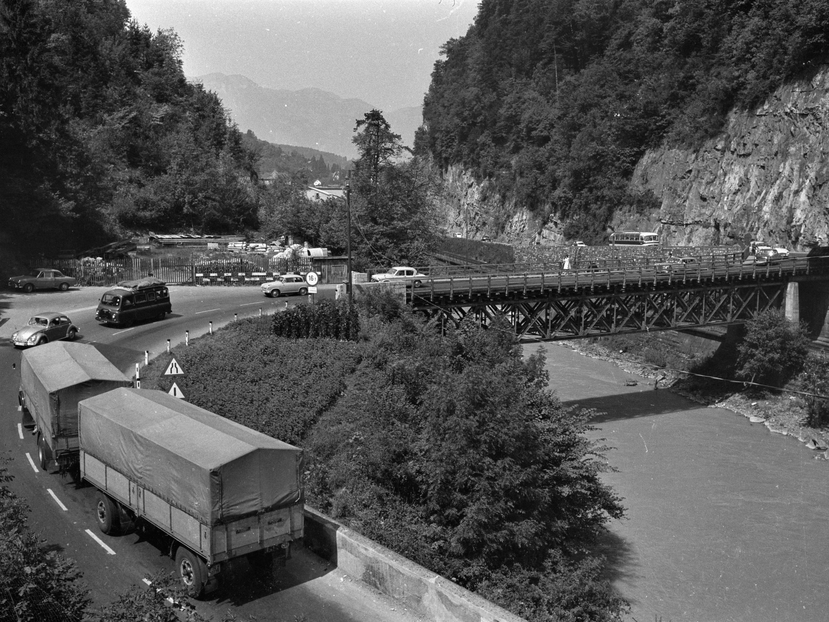 Feldkirch Felsenau, 1964, Oskar Spang. Feldkirch Felsenau, 1964, Oskar Spang.