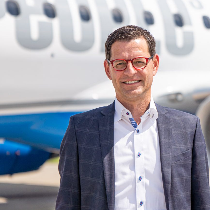 Thomas Krutzler - CEO/CCO der People’s Air Group