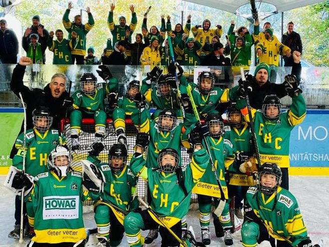 Die U10 des EHC Lustenau glänzt in Montafon
