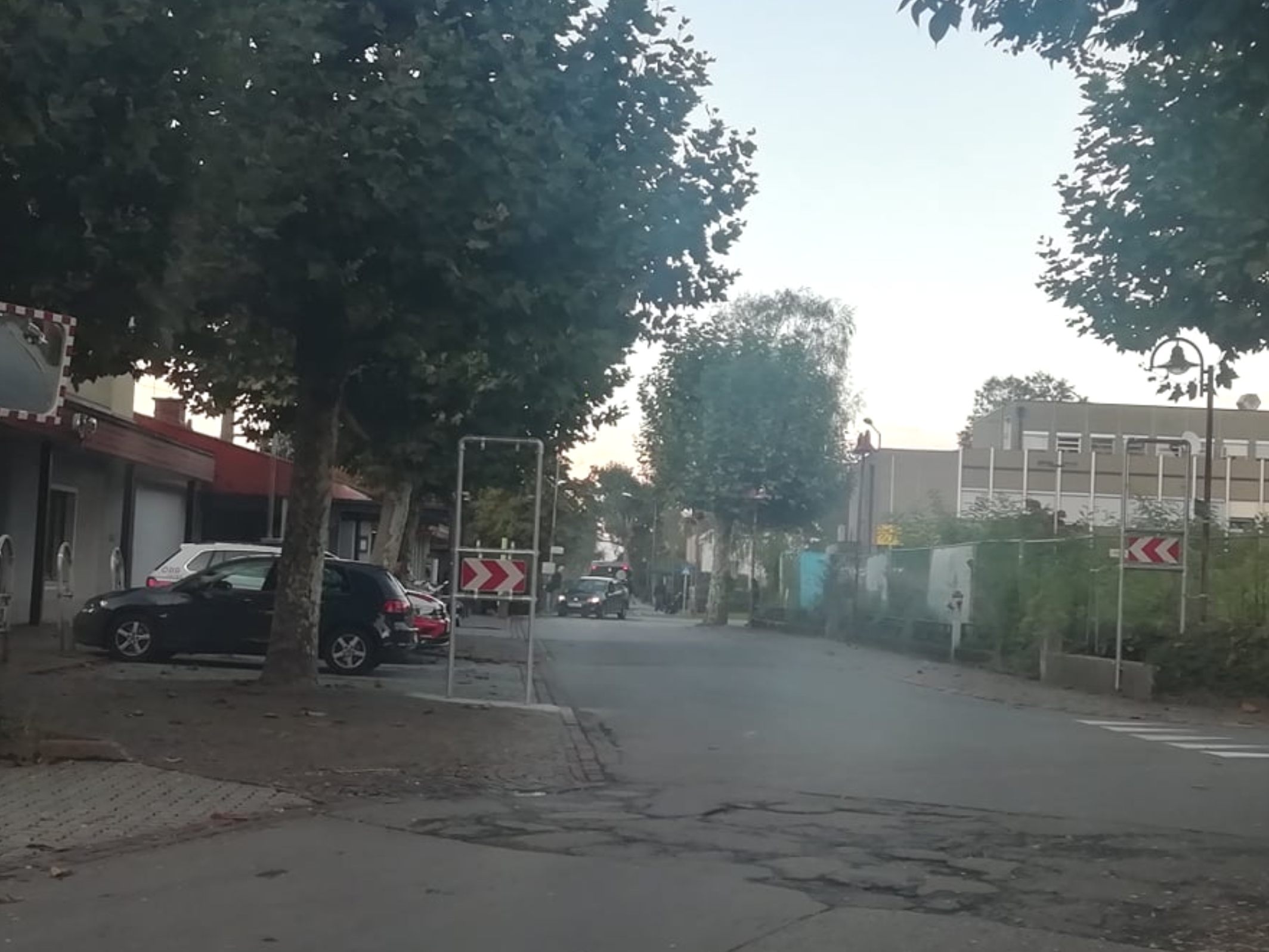Der Bereich beim Busbahnhof in Götzis wird zur Begegnungszone erklärt Der Bereich beim Busbahnhof in Götzis wird zur Begegnungszone erklärt