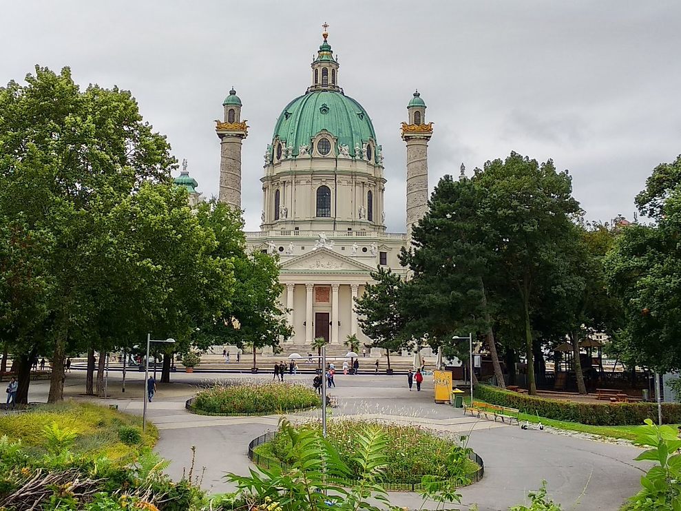 Die Schau am Wiener Karlsplatz kann bei freiem Eintritt besucht werden. Die Schau am Wiener Karlsplatz kann bei freiem Eintritt besucht werden.