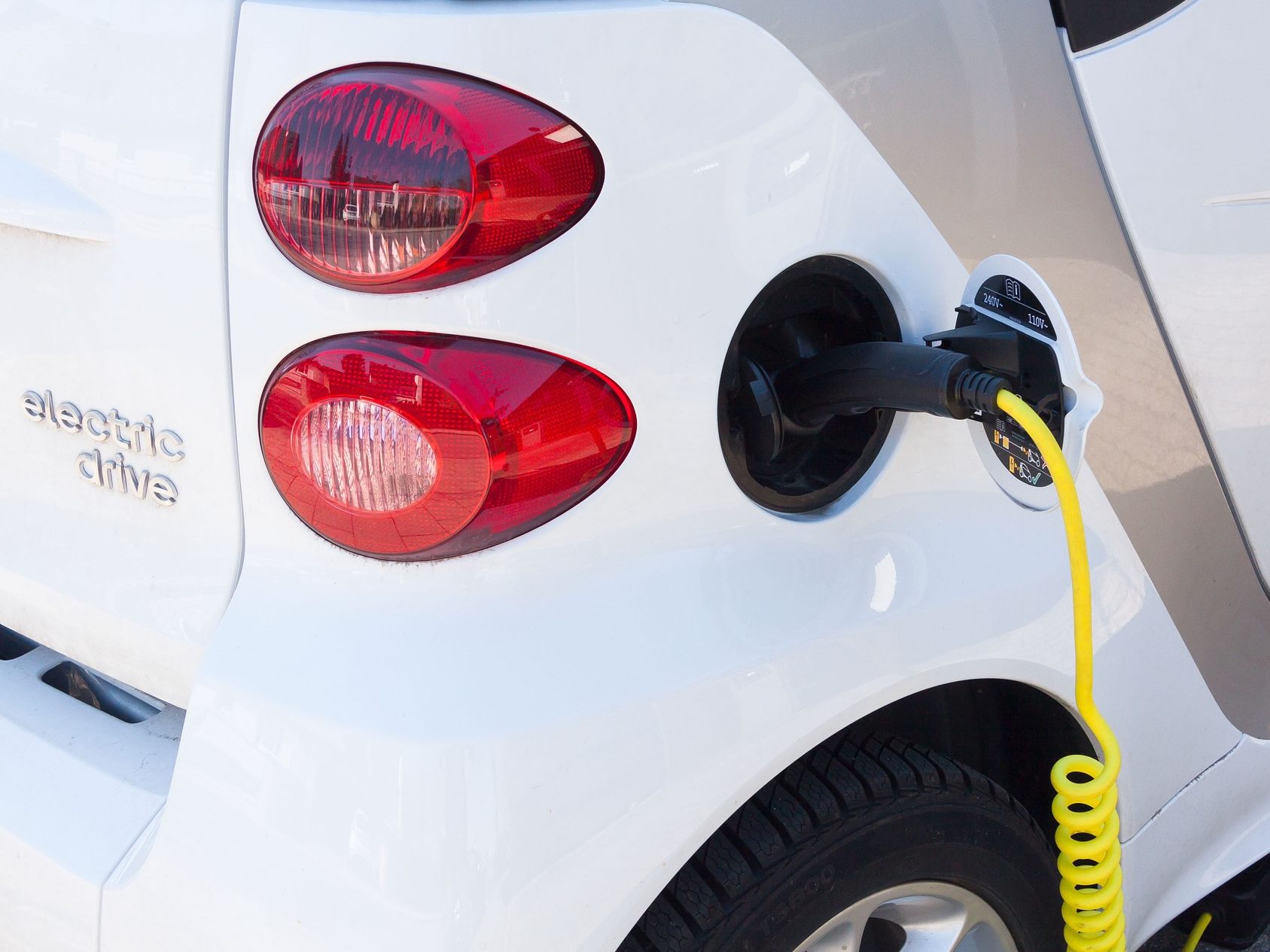 E-Autos sind nicht die Stromfresser Nummer 1. E-Autos sind nicht die Stromfresser Nummer 1.