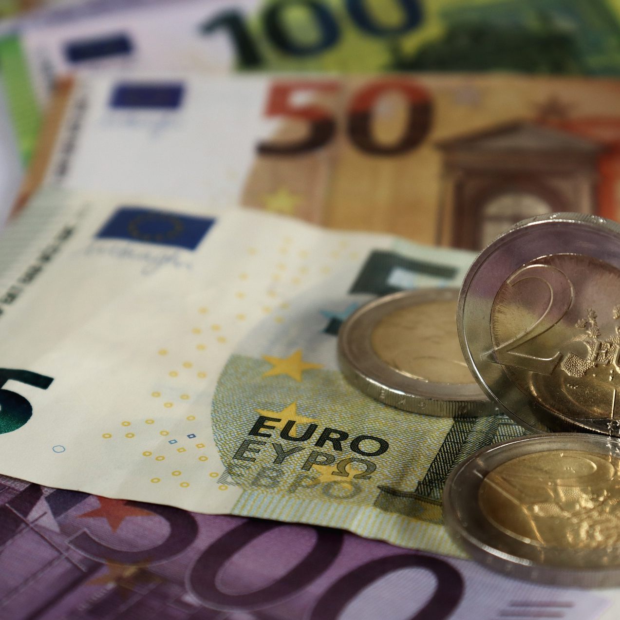 Der KV-Lohn für die Gebäudereiniger steigt an.