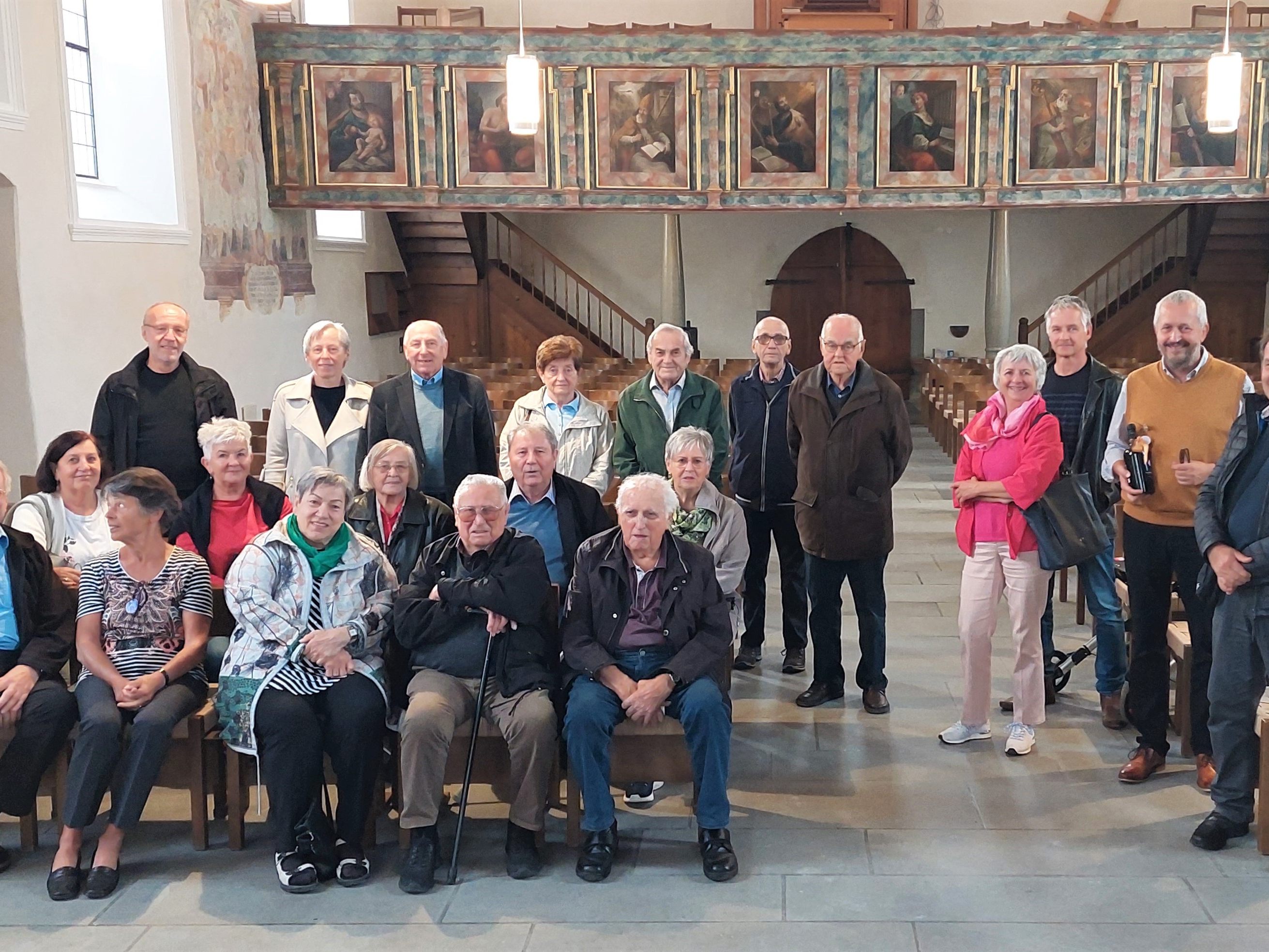 Gruppenfoto in der alten Kirche St. Ullrich (ganz rechts Präsident Fritz Klinger und Dr. Markus Hofer) Gruppenfoto in der alten Kirche St. Ullrich (ganz rechts Präsident Fritz Klinger und Dr. Markus Hofer)