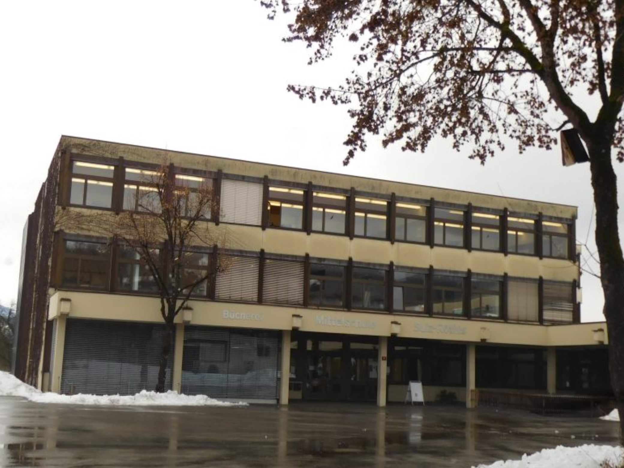 Die Hauptarbeiten für die Generalsanierung an der Mittelschule Sulz-Röthis sollen im kommenden Sommer erfolgen Die Hauptarbeiten für die Generalsanierung an der Mittelschule Sulz-Röthis sollen im kommenden Sommer erfolgen