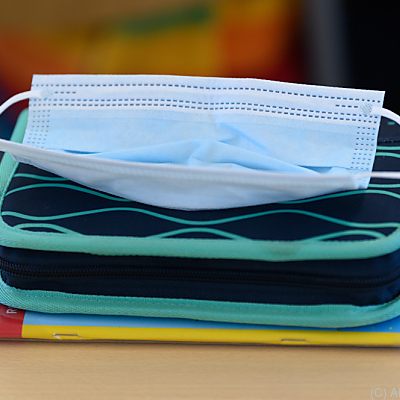 Für Jüngere Schüler reicht nun doch der Mund-Nasen-Schutz