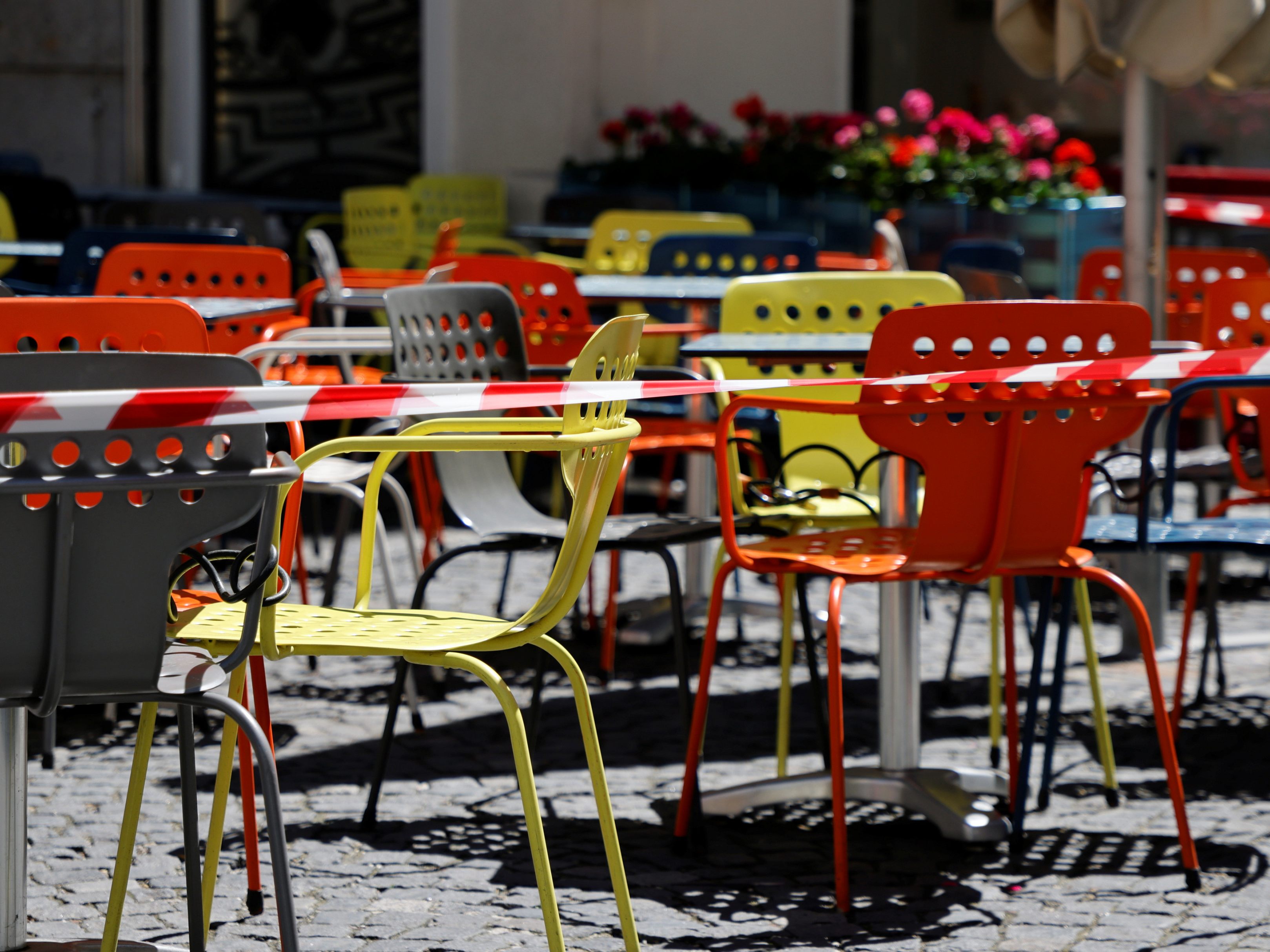 Die Kosten eines weiteren bundesweiten Corona-Lockdowns können schwer abgeschätzt werden. Die Kosten eines weiteren bundesweiten Corona-Lockdowns können schwer abgeschätzt werden.