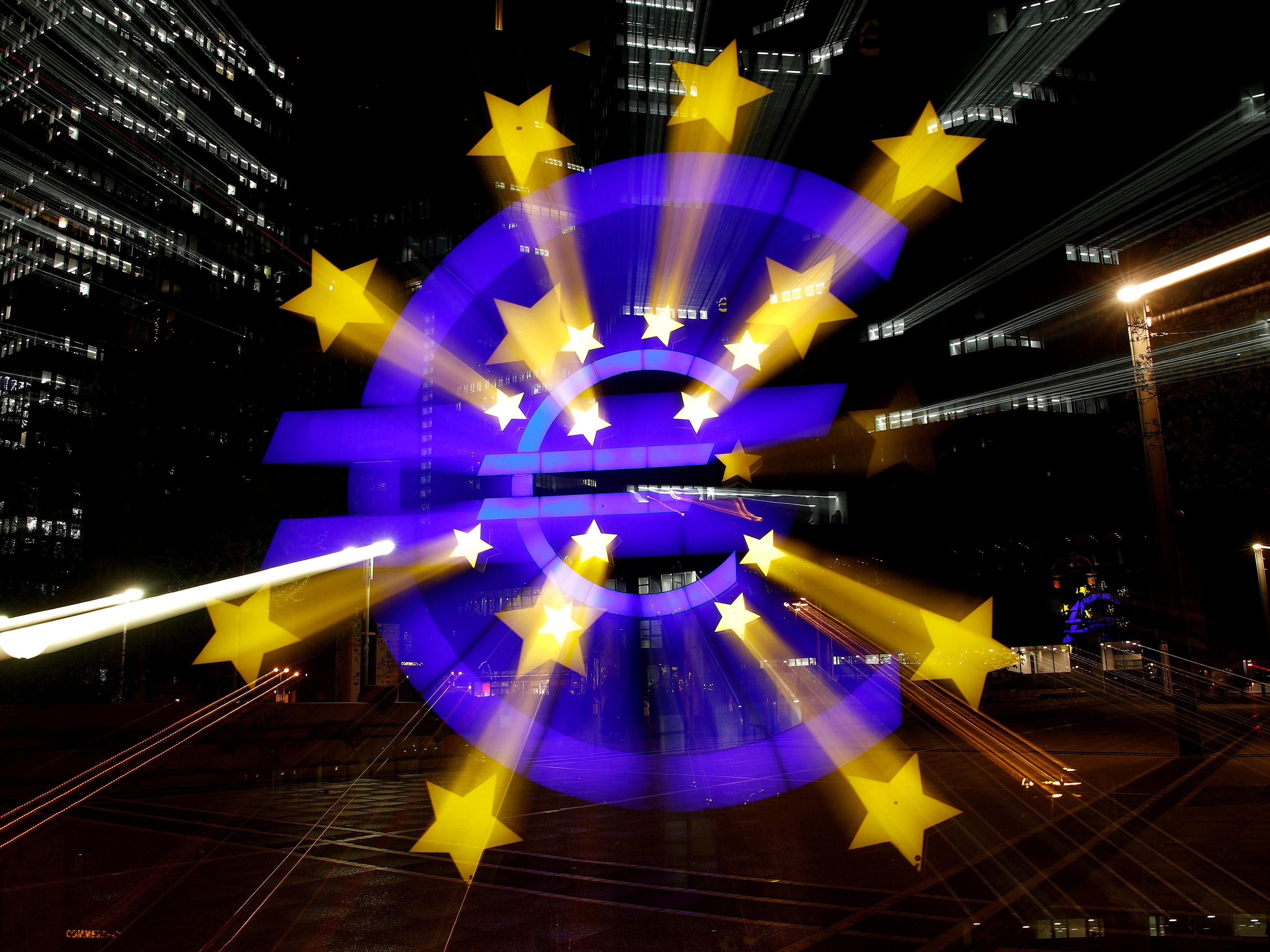 Die EU-Kommission traut der Eurozone 2021 ein kräftiges Wirtschaftswachstum zu. Die EU-Kommission traut der Eurozone 2021 ein kräftiges Wirtschaftswachstum zu.