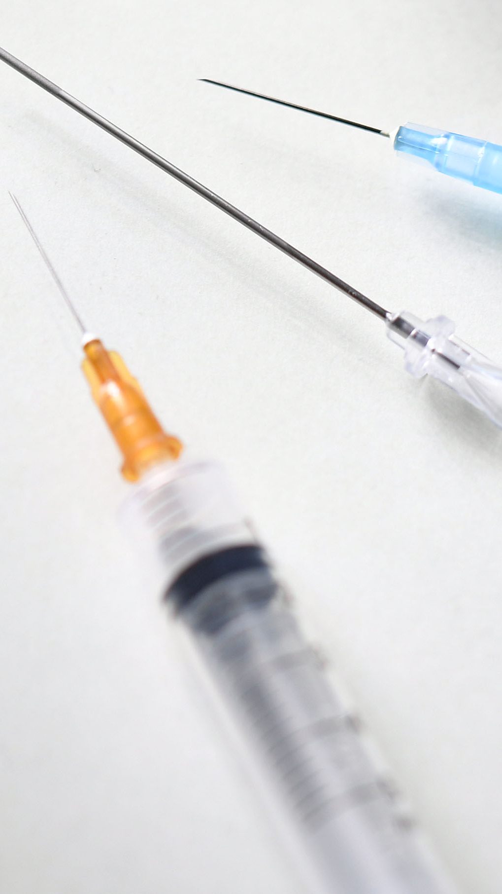Schon Personen, die "nur" an Bluthochdruck leiden, können von der Grippe-Impfung profitieren.