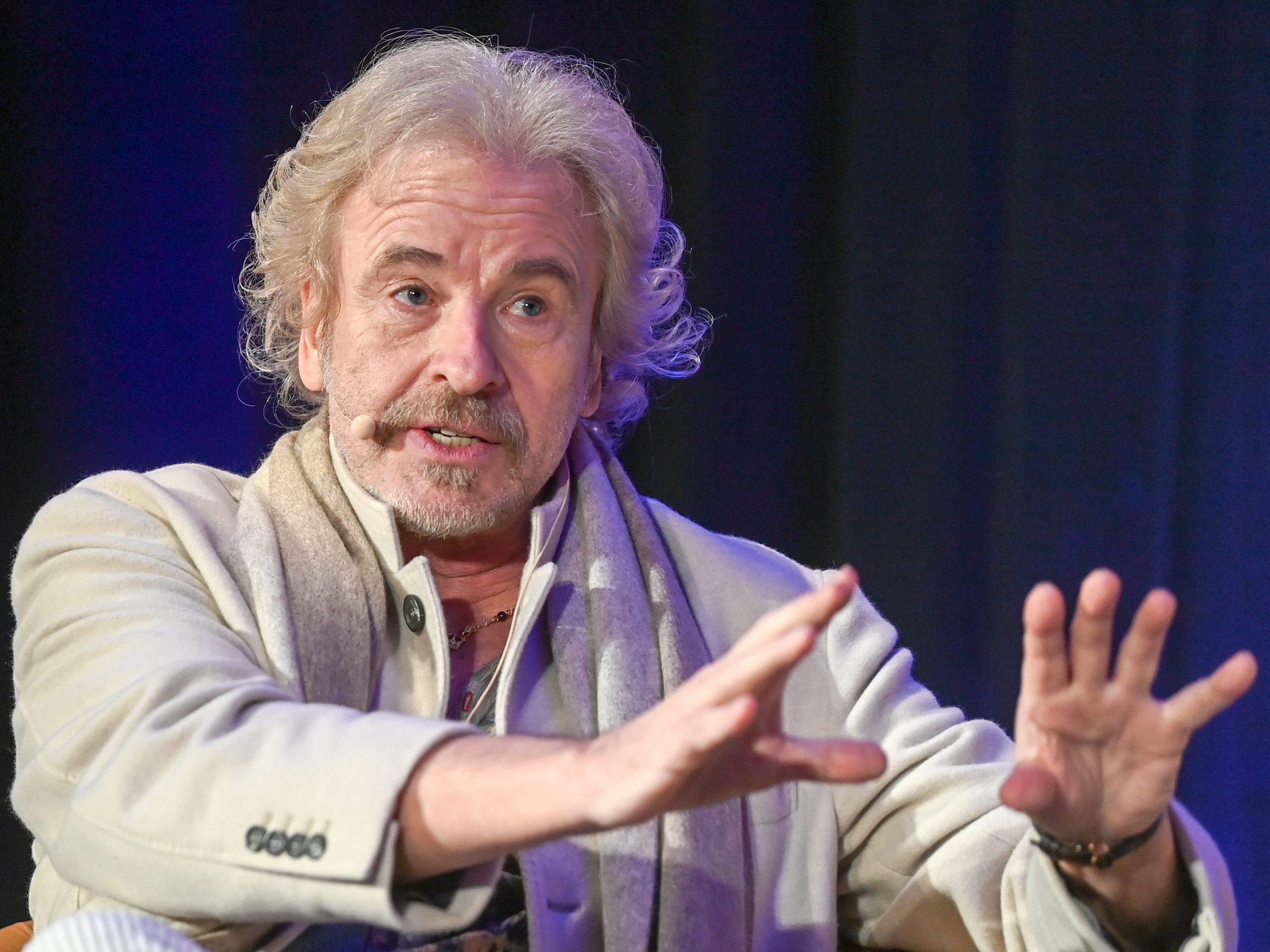 Moderator Thomas Gottschalk (71) ist skeptisch was die Fortsetzung der Kult-Show "Wetten, dass..?" angeht. Moderator Thomas Gottschalk (71) ist skeptisch was die Fortsetzung der Kult-Show "Wetten, dass..?" angeht.
