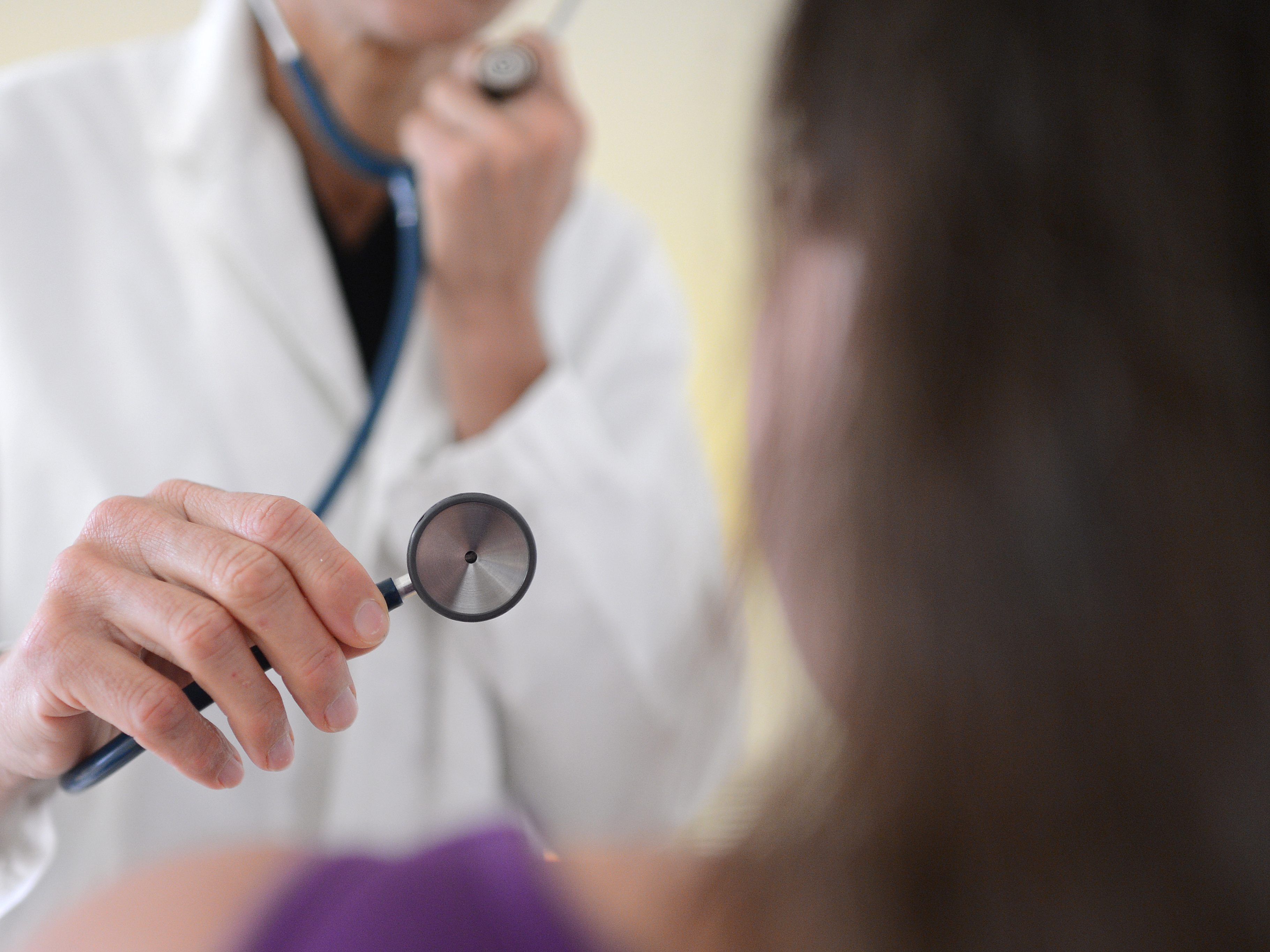 Die Organisation der Arztpraxen und der Umgang mit Patienten hat sich durch Corona gewandelt. Die Organisation der Arztpraxen und der Umgang mit Patienten hat sich durch Corona gewandelt.