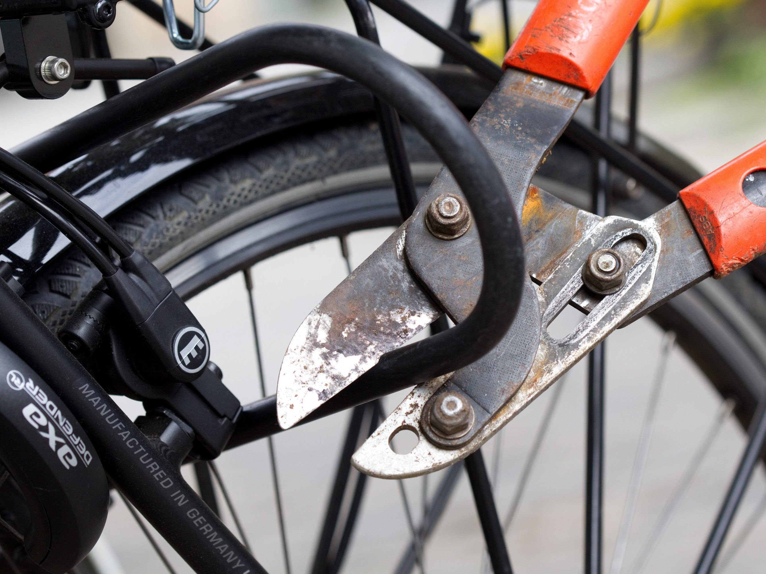 Die Fahrraddiebe zeigen sich teilweise geständig. Die Fahrraddiebe zeigen sich teilweise geständig.