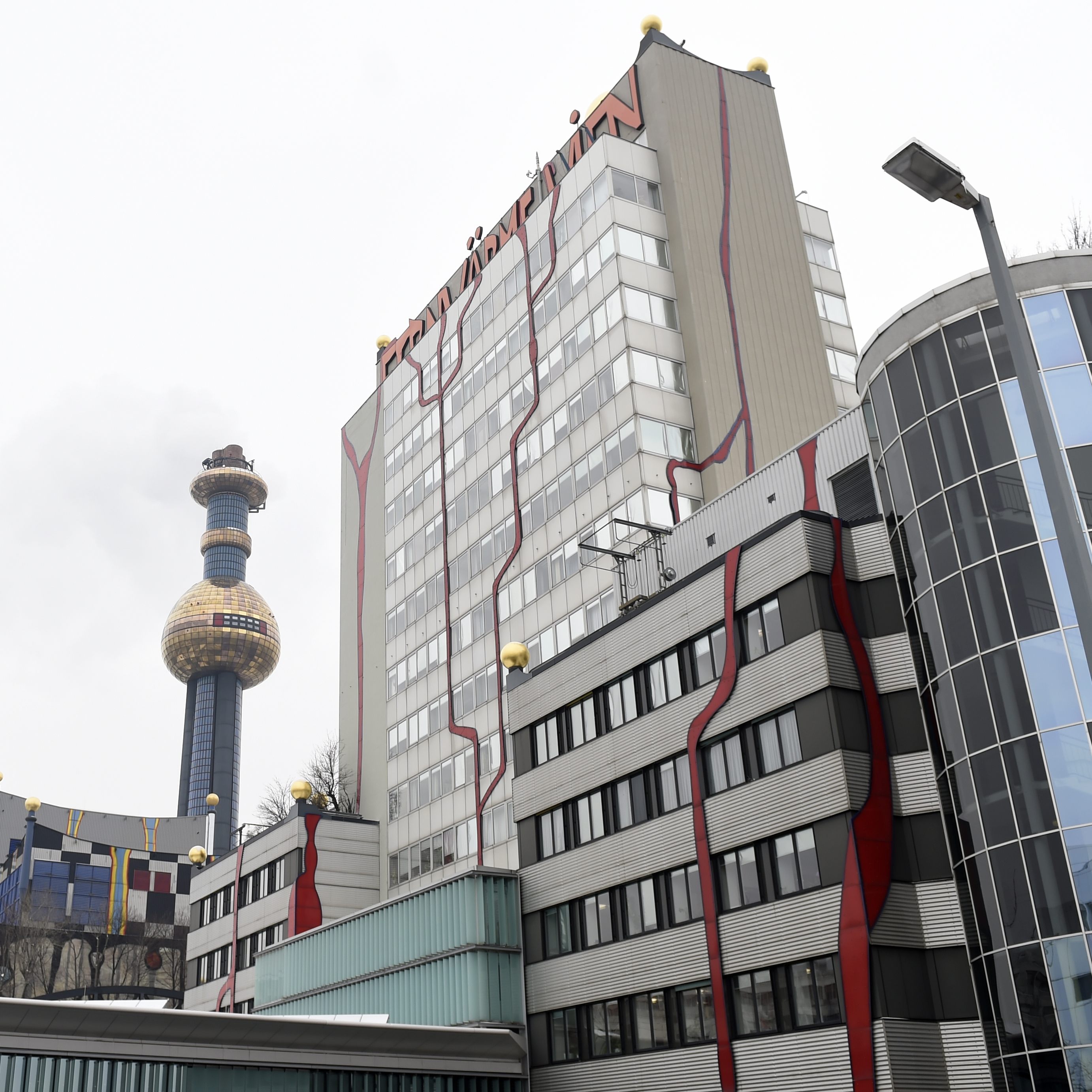 Die Wiener Stadtwerke warten mit neuen Logos und einer neuen Anwerbe-Kampagne auf.