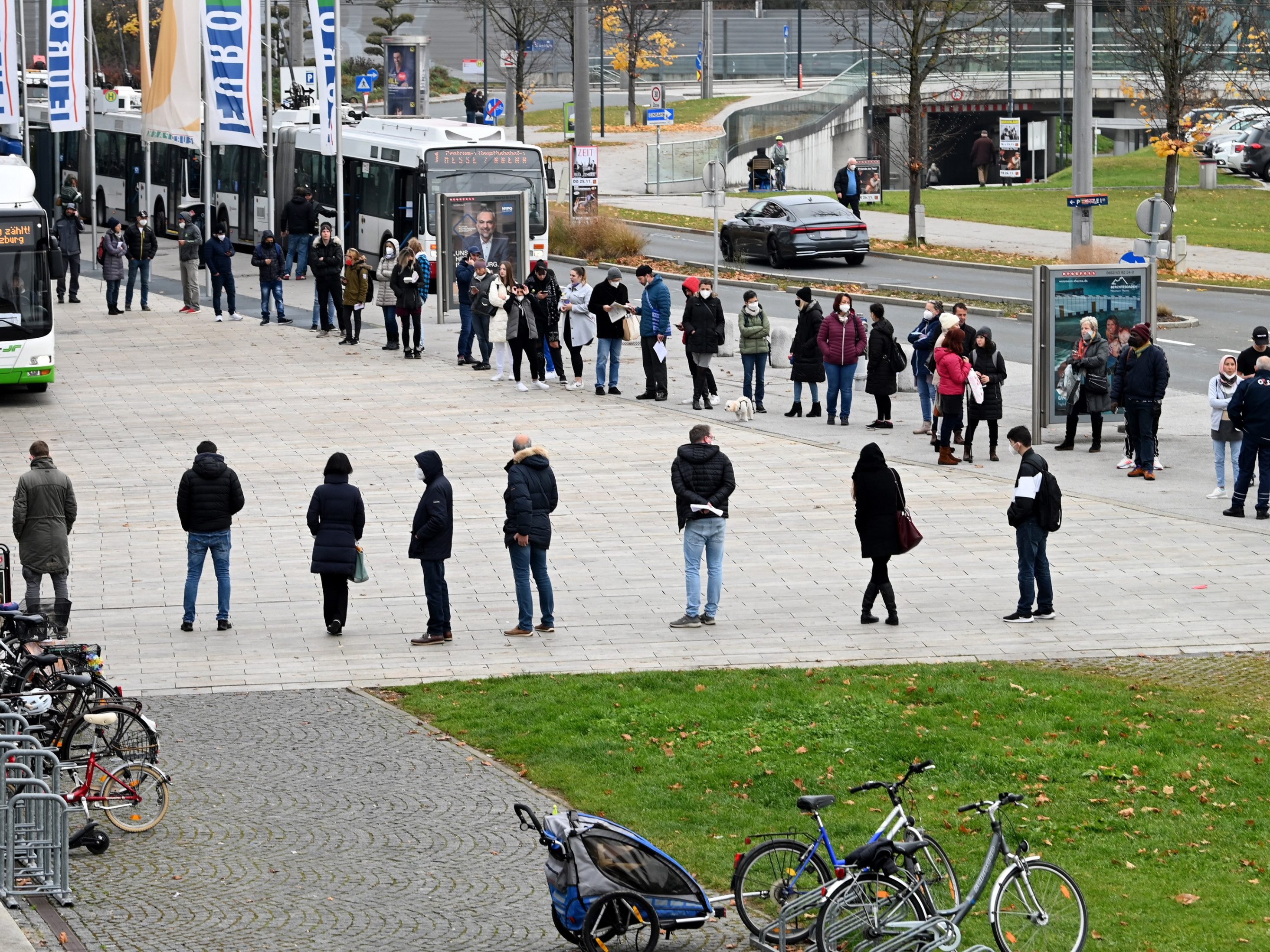 Sieben-Tages-Inzidenz in Salzburg bereits über 1.500. Sieben-Tages-Inzidenz in Salzburg bereits über 1.500.