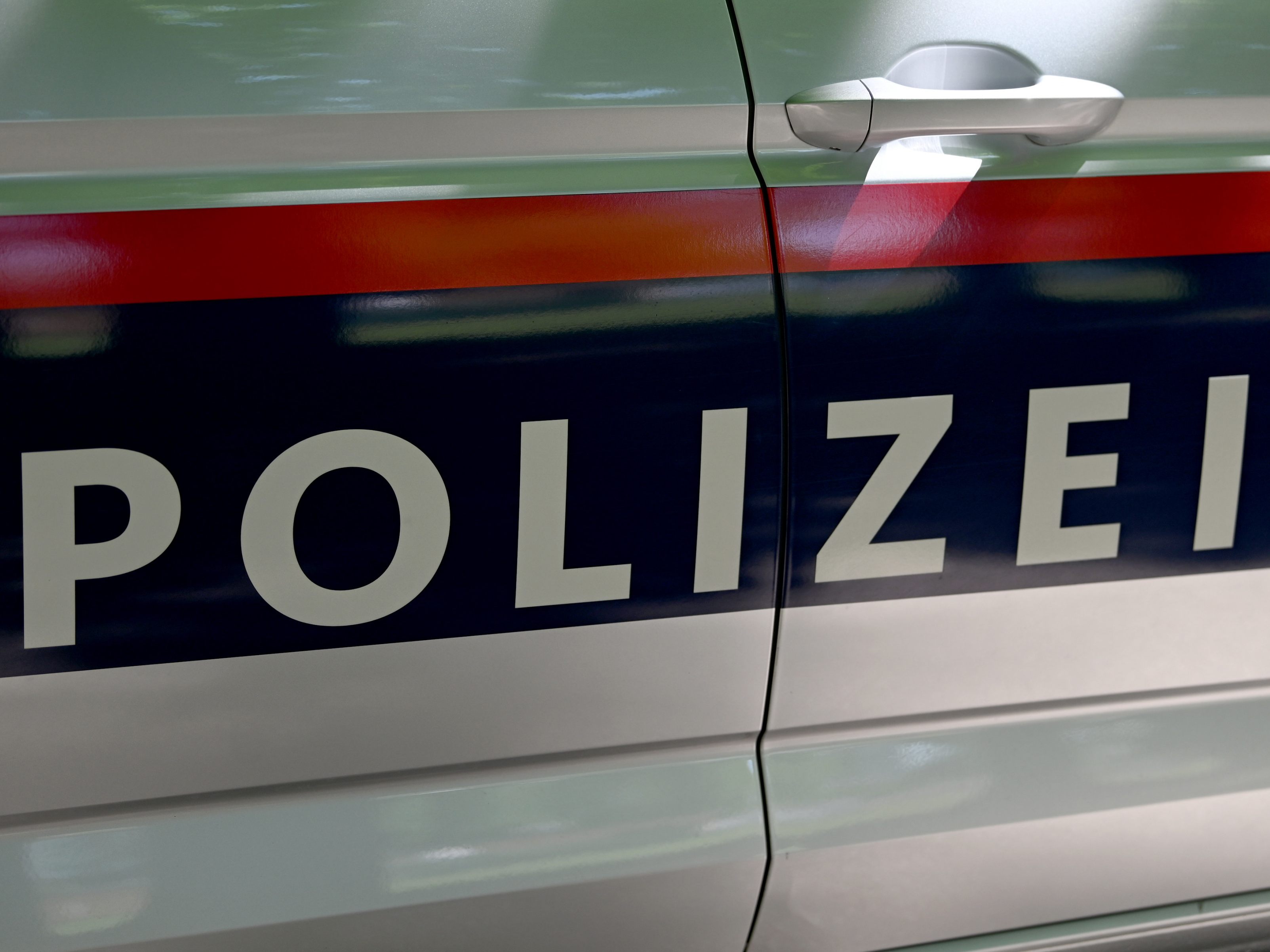 Der Verdächtige hat sich mittlerweile bei der Polizei gemeldet. Der Verdächtige hat sich mittlerweile bei der Polizei gemeldet.