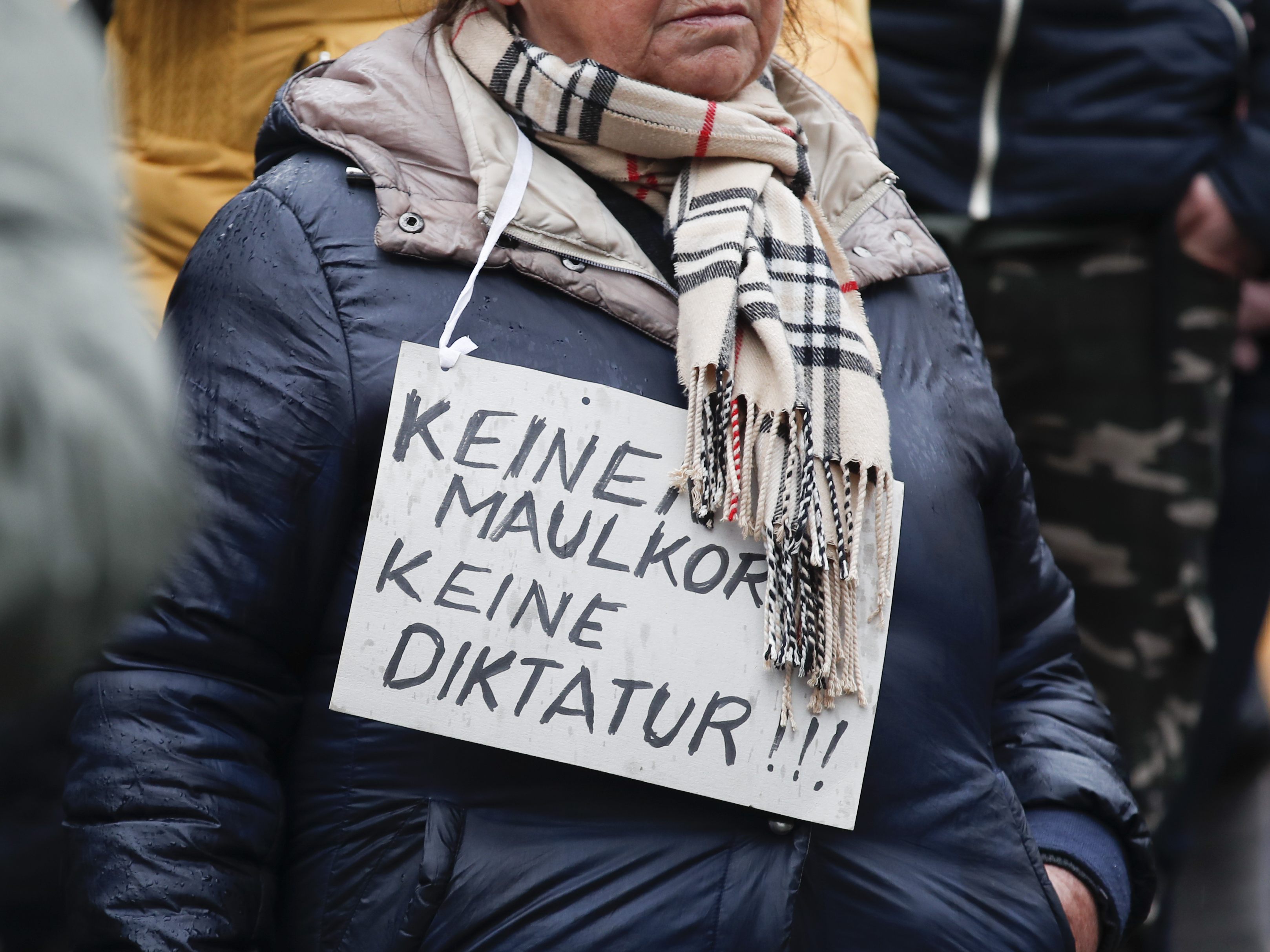 Rund 6.000 Demonstranten versammelten sich in Linz. Rund 6.000 Demonstranten versammelten sich in Linz.