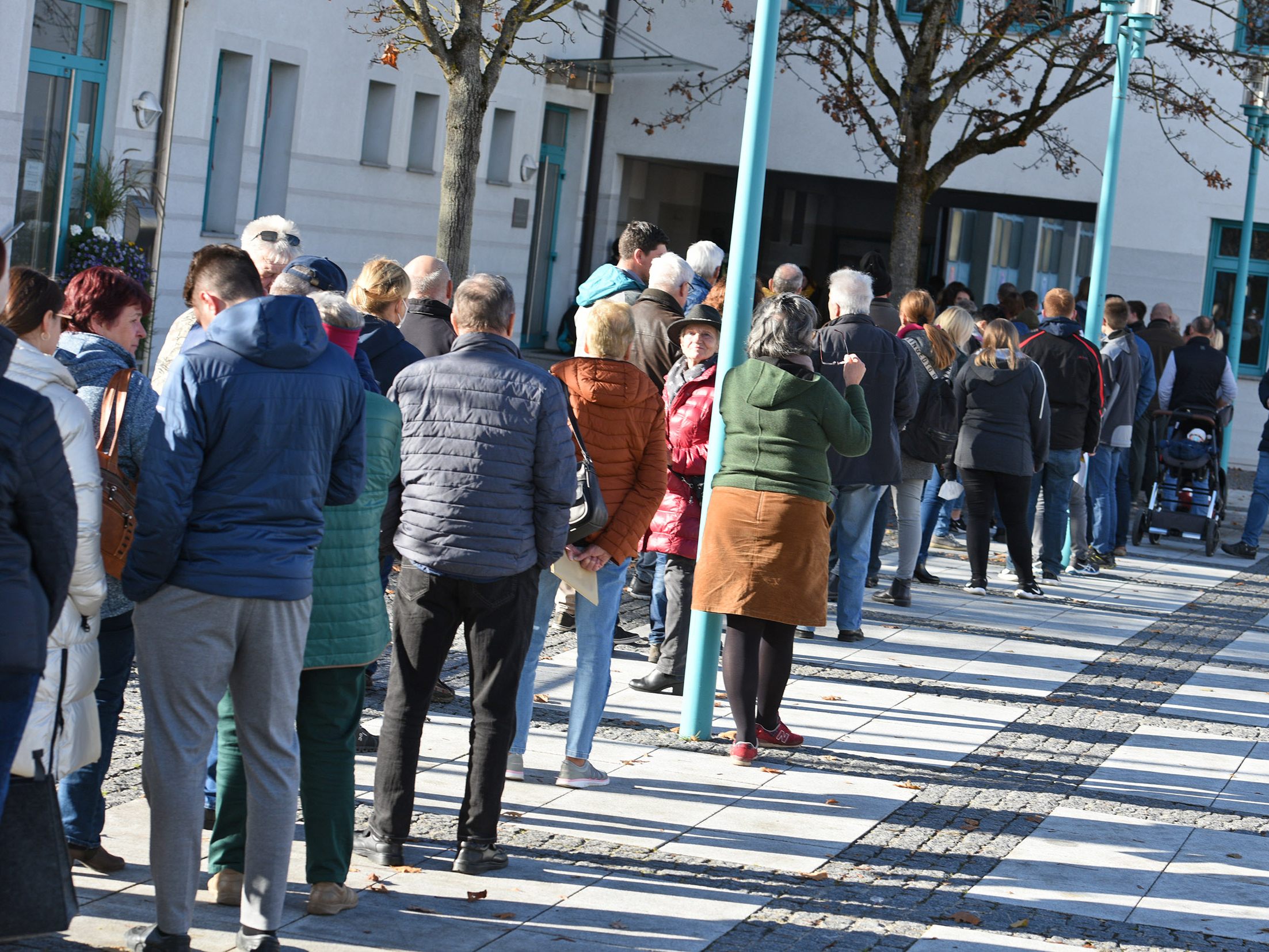 Seit vergangenem Wochenende gibt es einen regelrechten Run auf die Impfzentren in Wien. Seit vergangenem Wochenende gibt es einen regelrechten Run auf die Impfzentren in Wien.