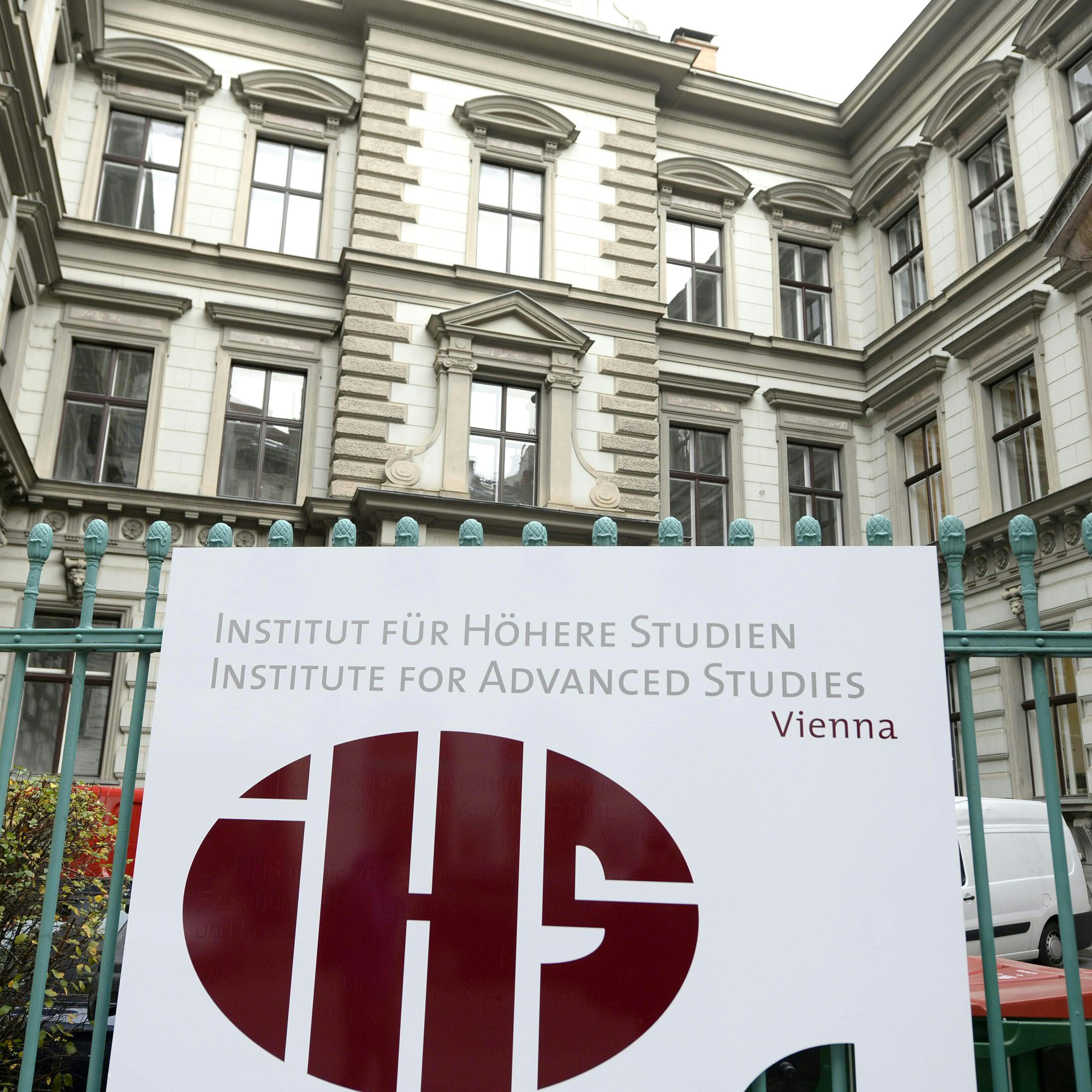 Experten des IHS rechnen damit, dass die Wirtschaftsprognosen für 2021 und 2022 wackeln werden.