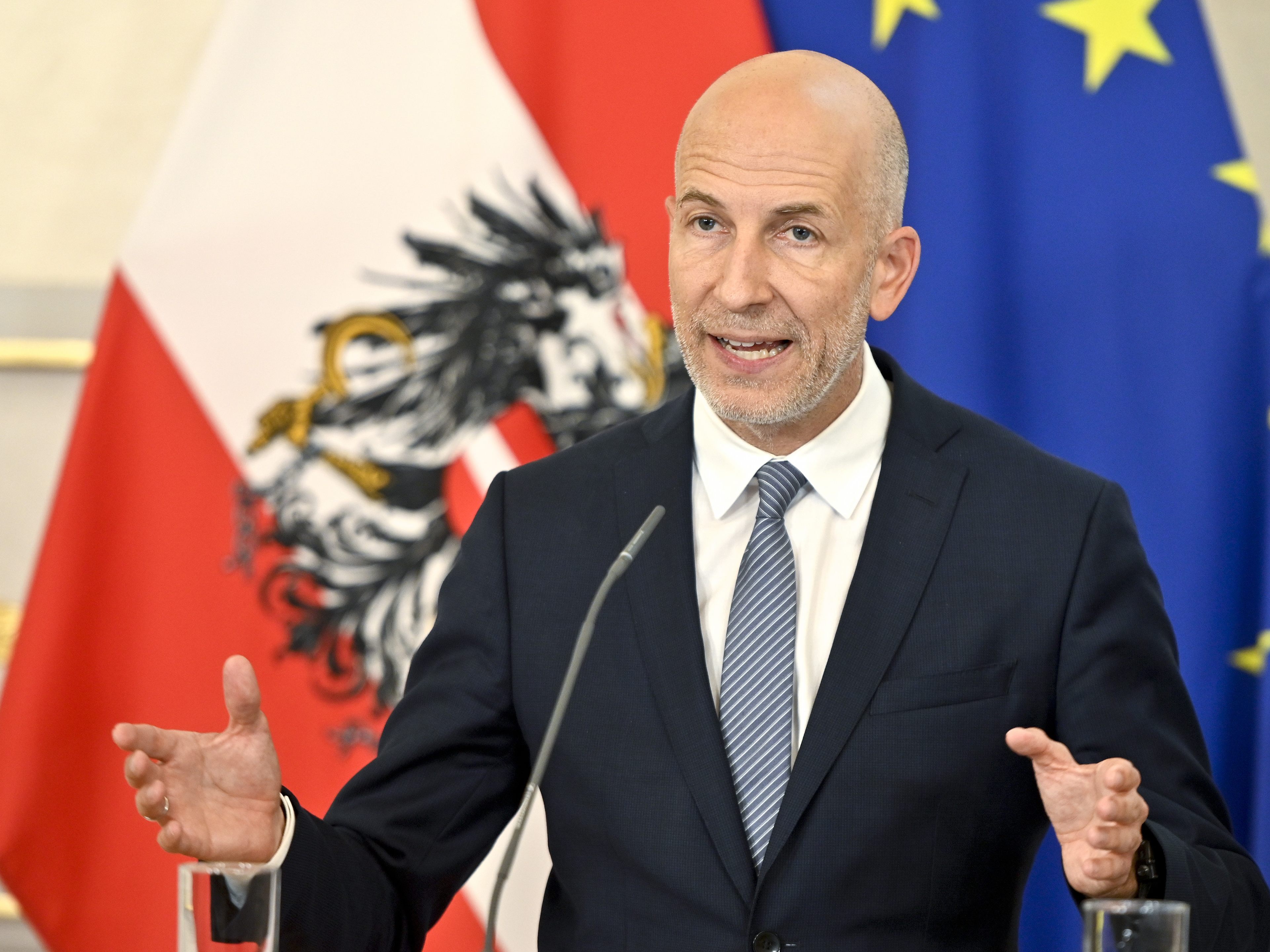 Martin Kocher hat sich zur Kurzarbeit geäußert. Martin Kocher hat sich zur Kurzarbeit geäußert.