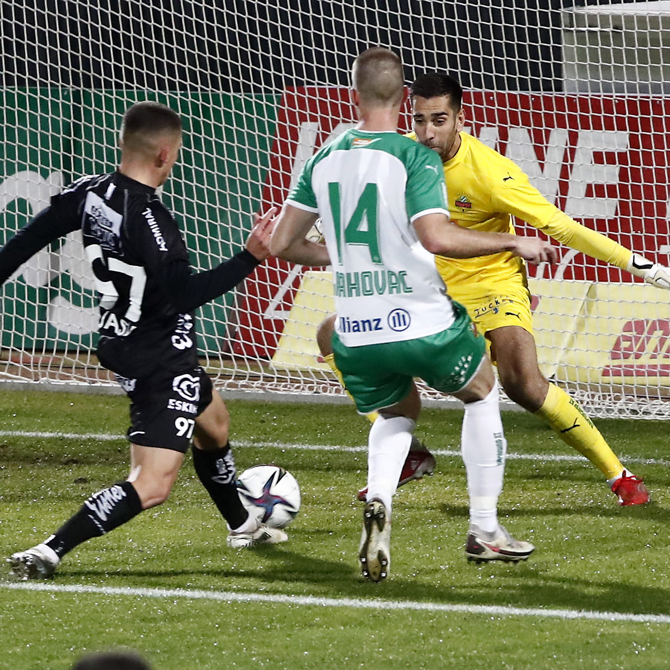 Die Stimmen zum Spiel WAC gegen Rapid Wien.