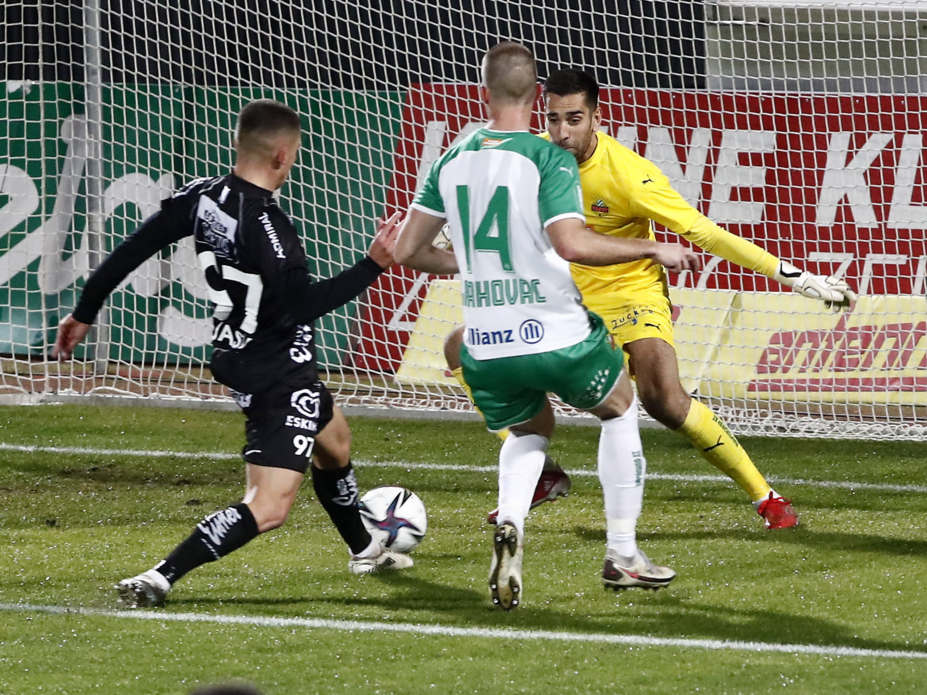 Die Stimmen zum Spiel WAC gegen Rapid Wien. Die Stimmen zum Spiel WAC gegen Rapid Wien.