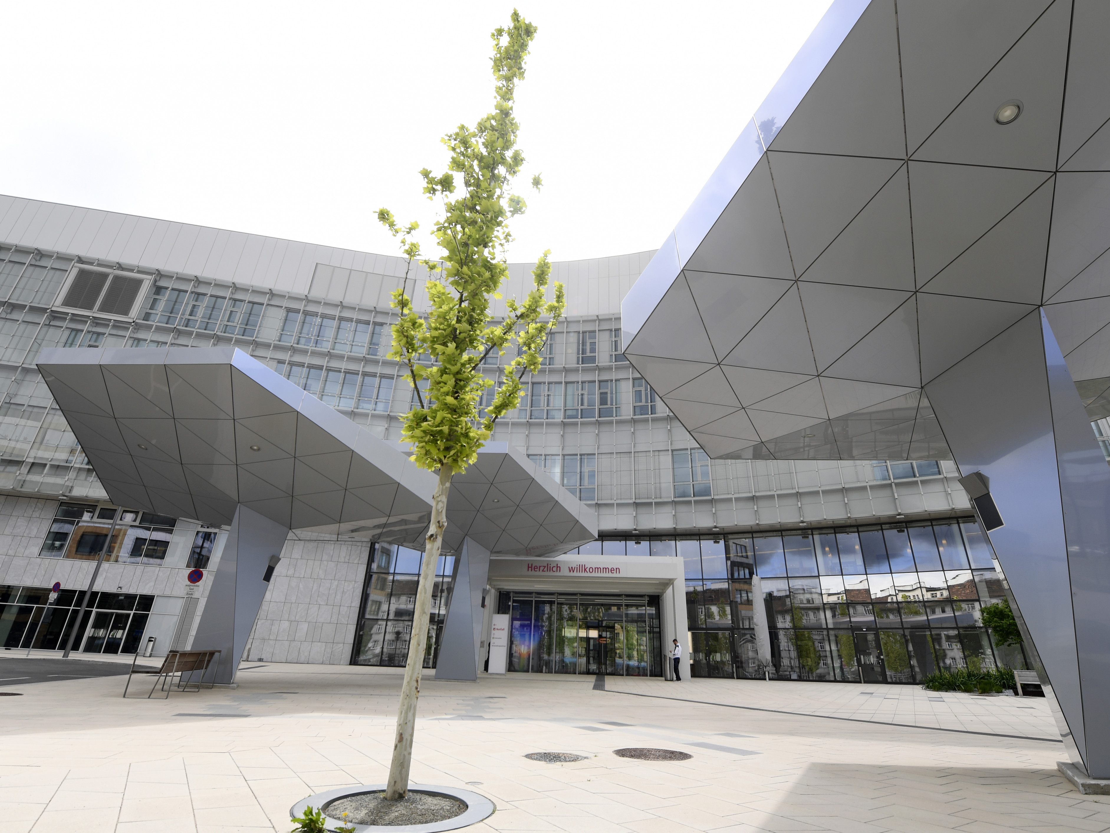 Bei der Toten soll es sich um eine Patientin des KH Nord handeln.