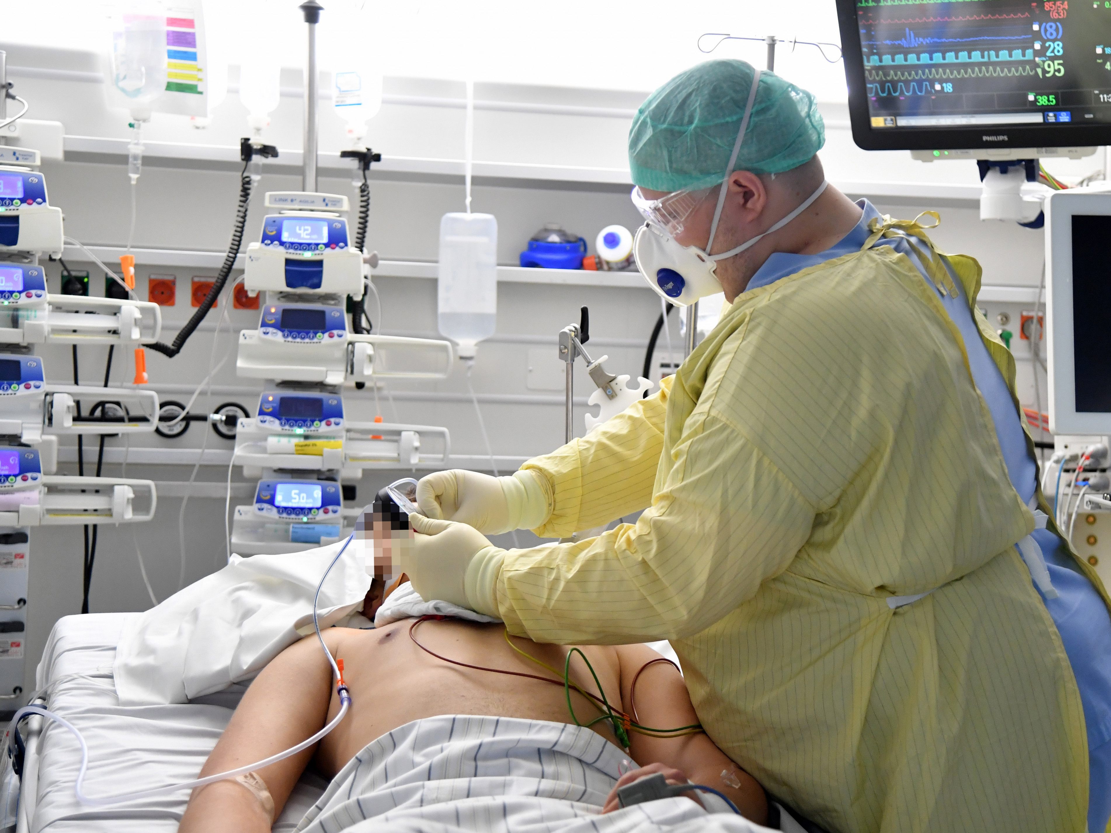 Die Krebs-OP eines Oberösterreichers wurde am Mittwoch in einem Wiener Spital in letzter Minute abgesagt. Die Krebs-OP eines Oberösterreichers wurde am Mittwoch in einem Wiener Spital in letzter Minute abgesagt.