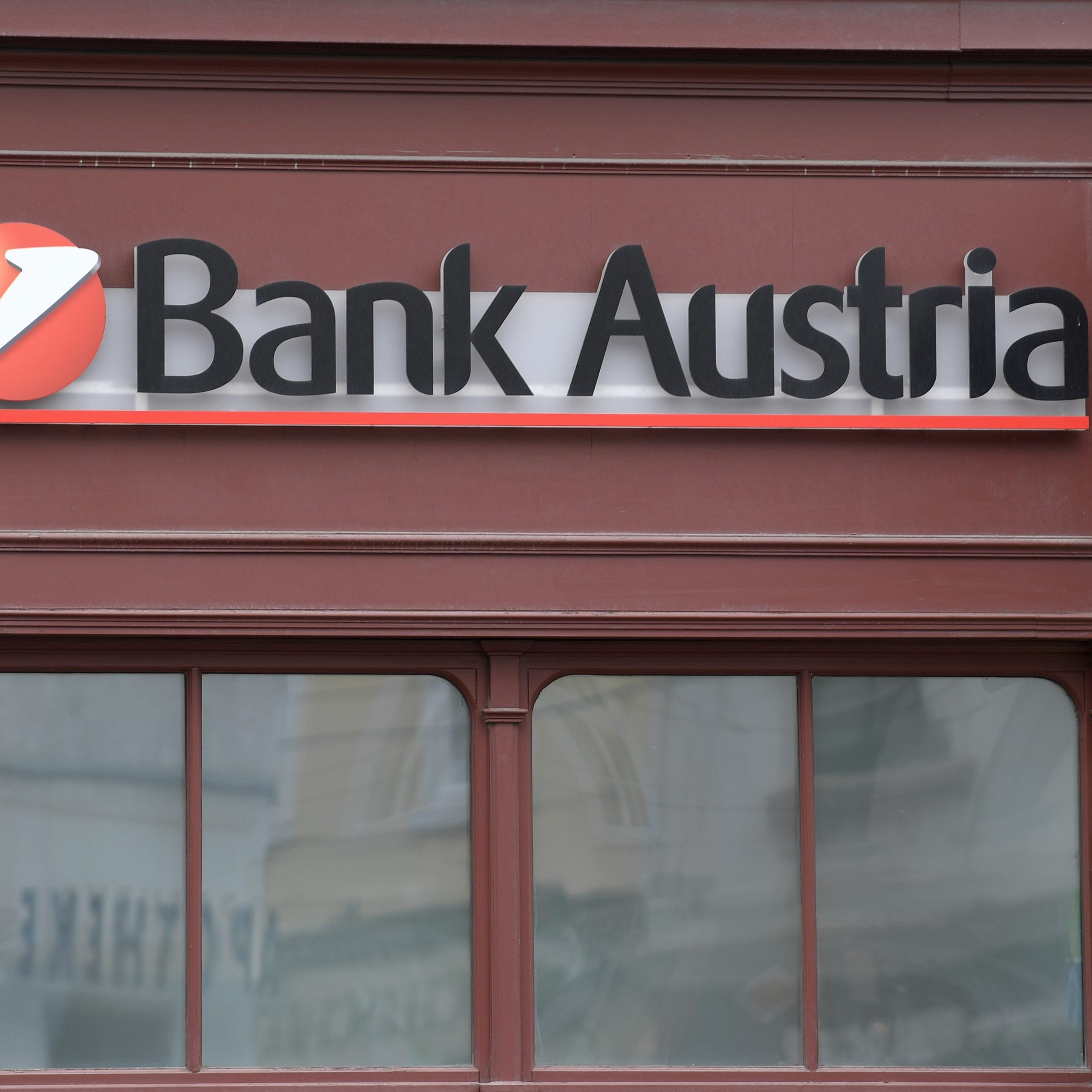 Ein UniCredit-Bank-Austria-Ökonom erwartet einen BIP-Anstieg um 4,9 Prozent - bezogen auf das Gesamtjahr 2021..
