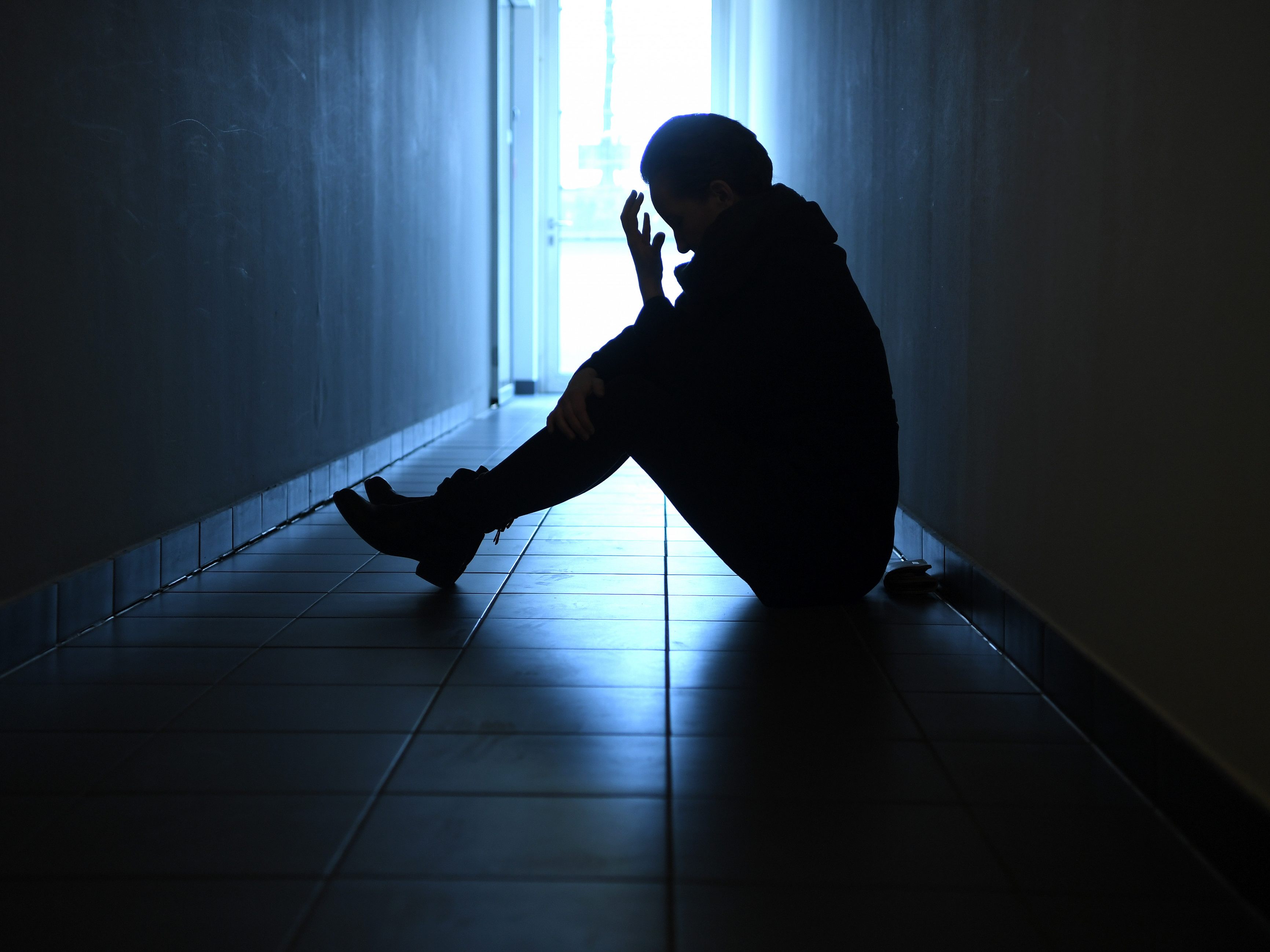 Die Zahl der Menschen in Österreich mit depressiven Symptomen wurde größer, wie ein OECD-Bericht zeigt. Die Zahl der Menschen in Österreich mit depressiven Symptomen wurde größer, wie ein OECD-Bericht zeigt.